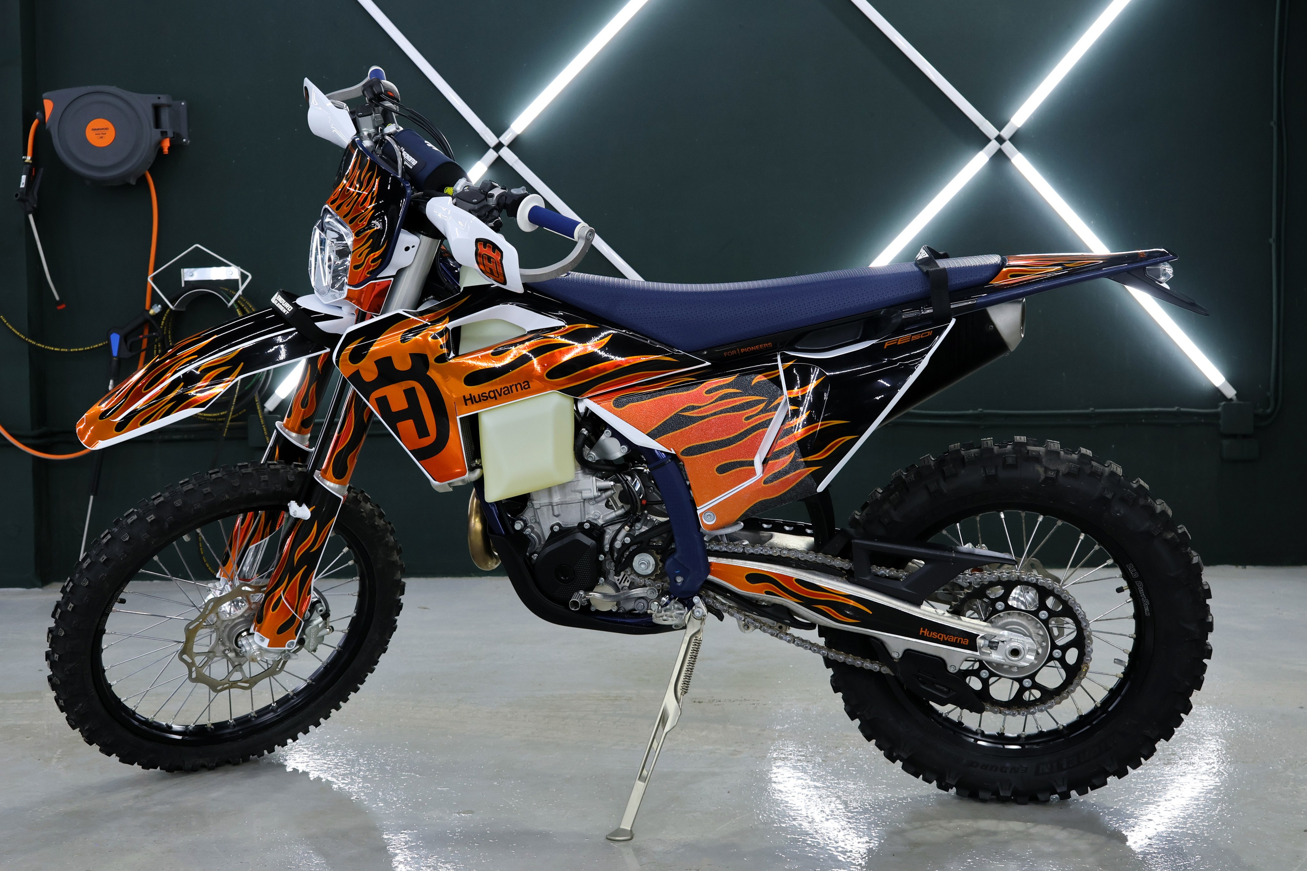 Husqvarna FE501. Photo-nk