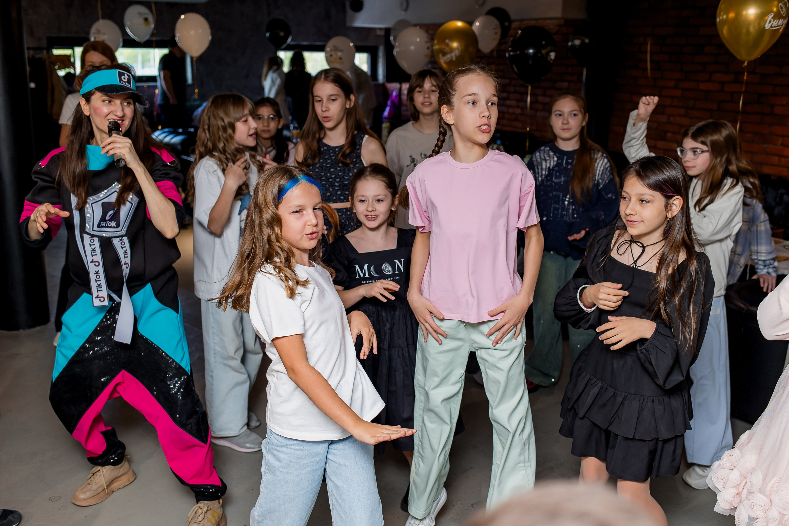 Выпускной 4 класс. Фотограф в Москве Авдеева Мария