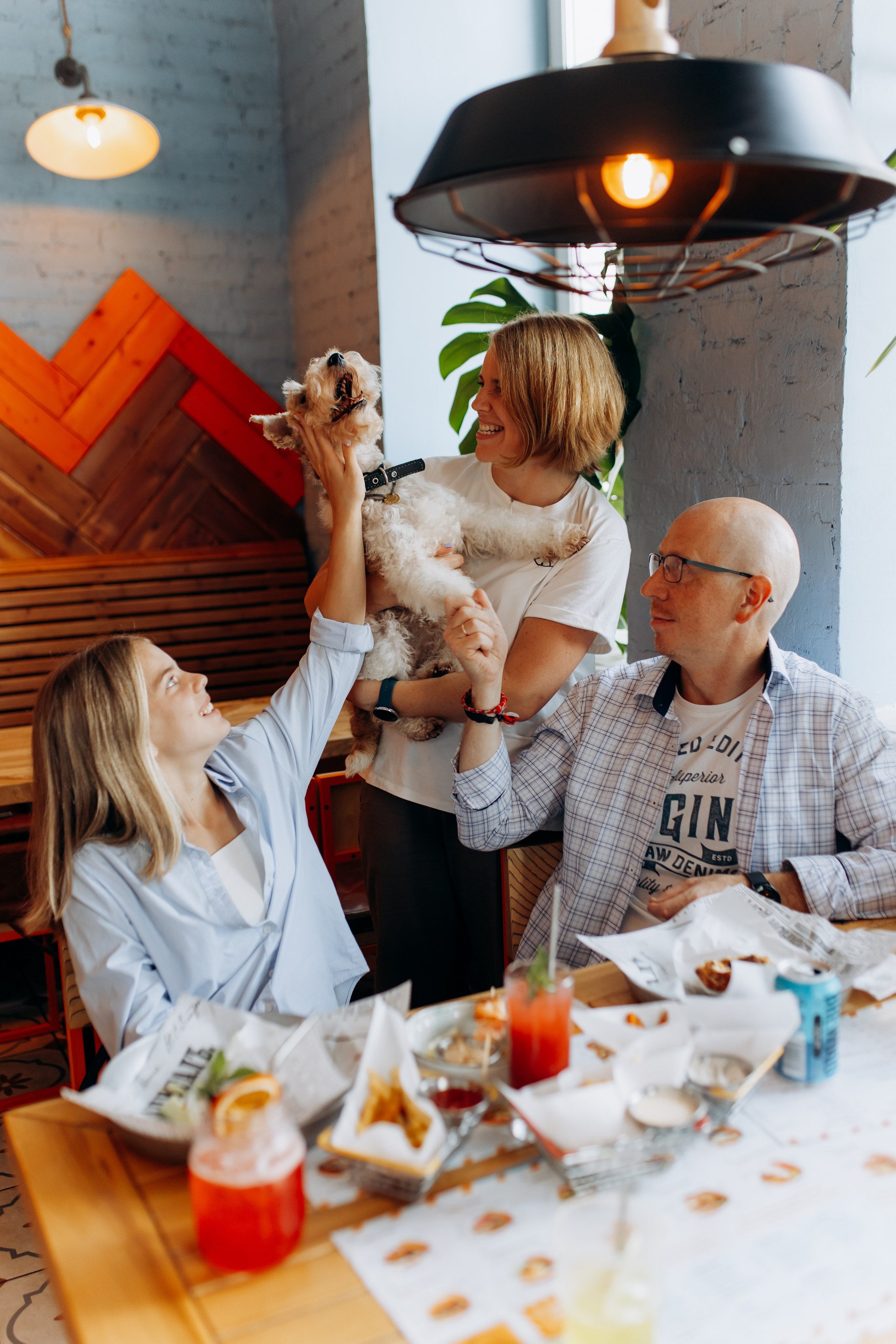 По бургеру в «Карл Маркс». Свадебный и семейный фотограф в Туле и области Маша Костина