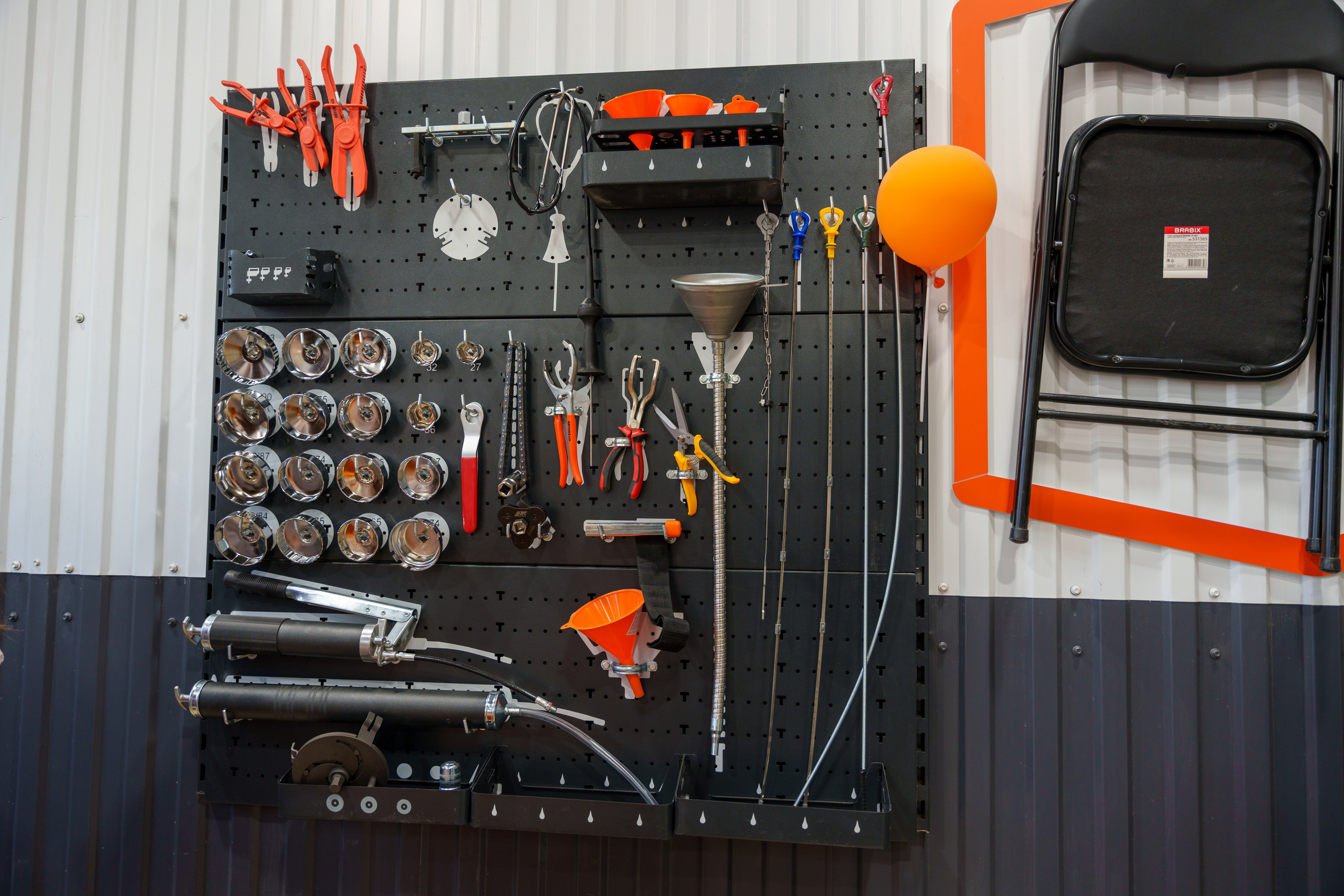 Интерьерная фотосъемка автосервиса Fit Service в Краснодаре — Профессиональная фотосъемка интерьера техцентра в Краснодаресеть СТО. Шедевры для Вас! Фотограф и Видеограф в Краснодаре Пахиев Руслан