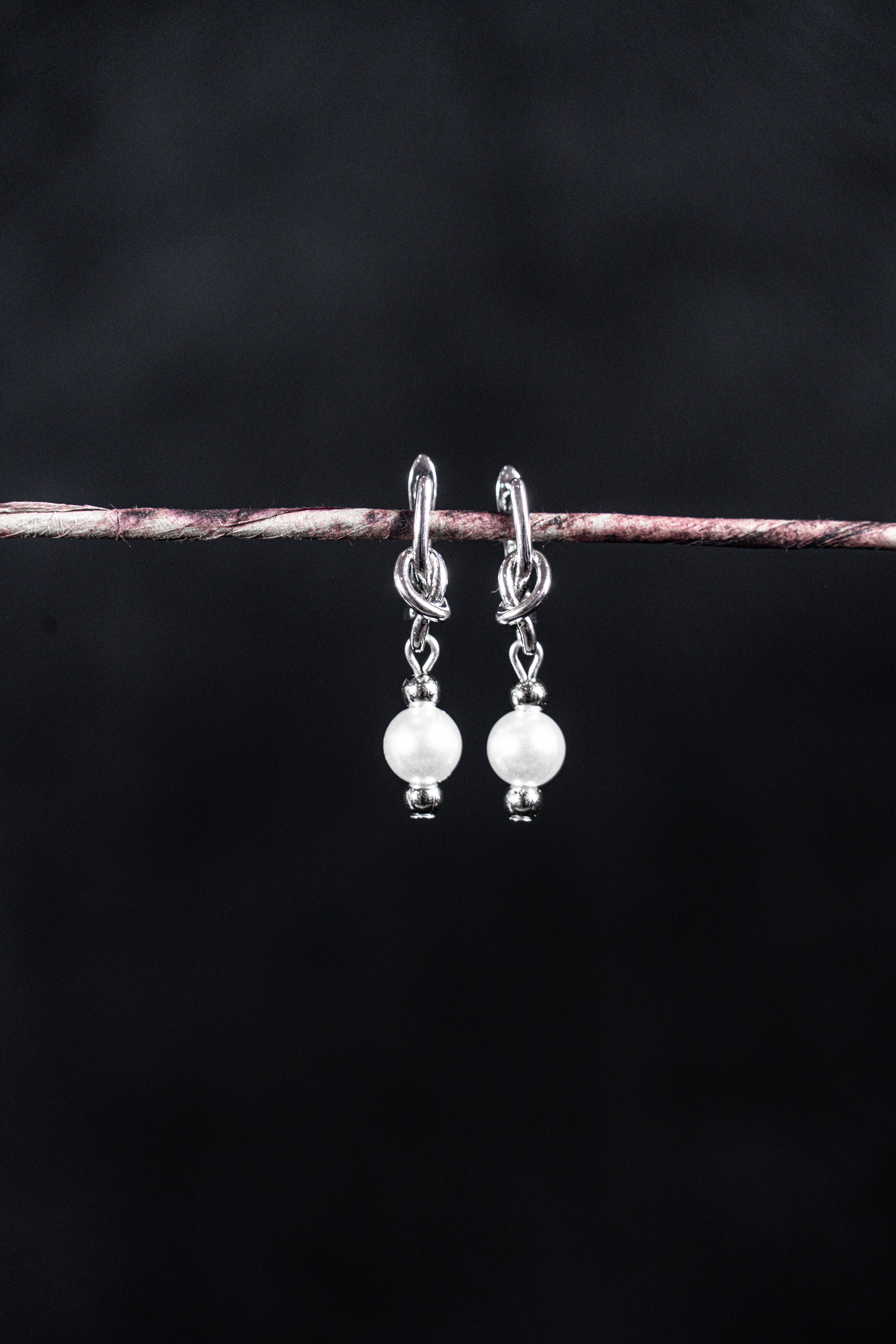 Фото бижутерии для маркетплейсов Ozon и Wildberries Предметная фотосъемка бижутерии для Wildberries и Ozon в Краснодаре. Шедевры для Вас! Фотограф и Видеограф в Краснодаре Пахиев Руслан