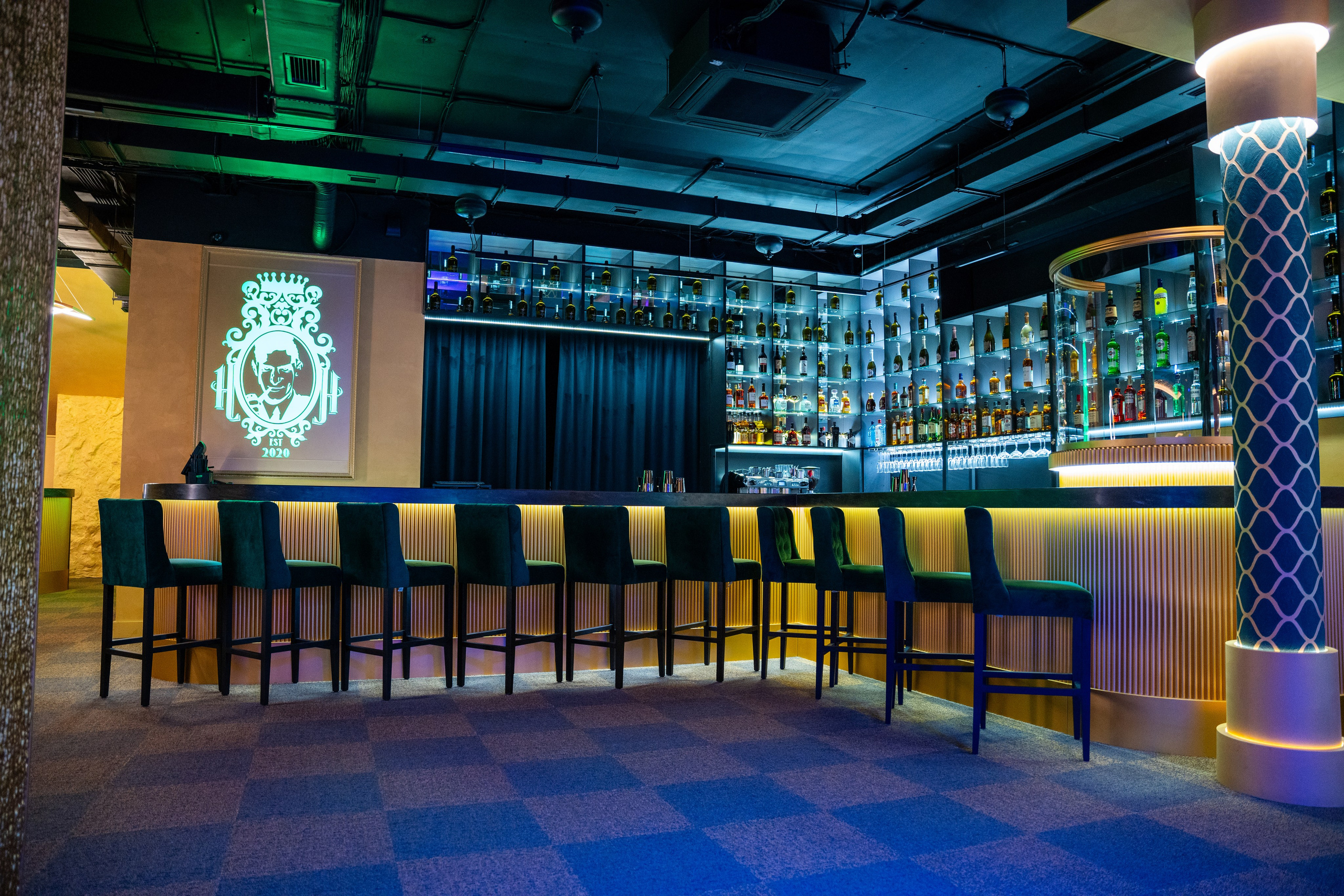 Фотосъемка интерьера стриптиз-клуба Hefner — элитный клуб Краснодара. Интерьерная фотосъемка клуба Hefner в Краснодаре — профессионально. Шедевры для Вас! Фотограф и Видеограф в Краснодаре Пахиев Руслан