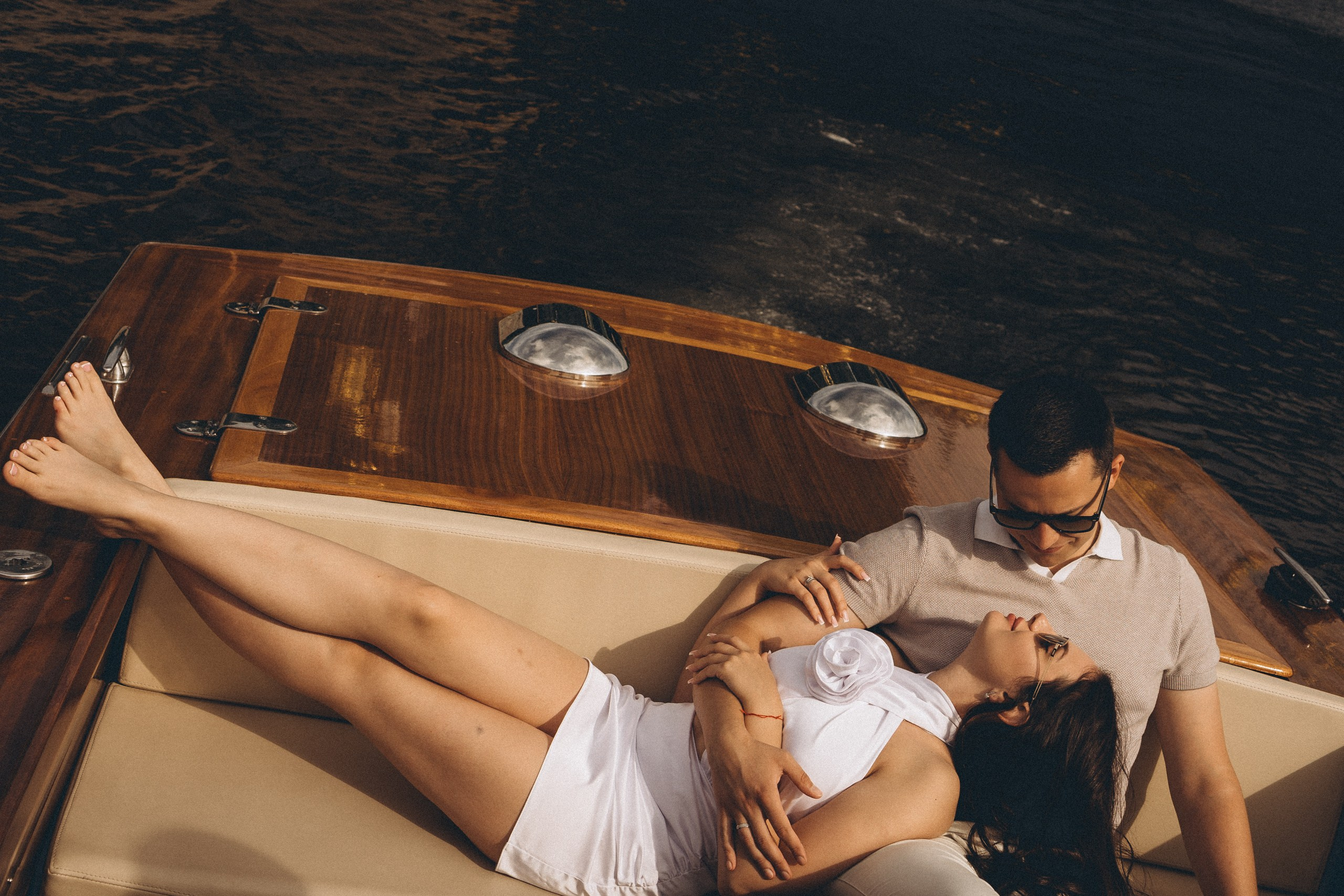 СВАДЕНБНАЯ СЬЕМКА НА КАТЕРЕ ПО КАНАЛАМ САНКТ-ПЕТЕРБУРГА И В АКВАТОРИИ НЕВЫ. Профессиональный фотограф, Санкт-Петербург — Виктория Богомолова