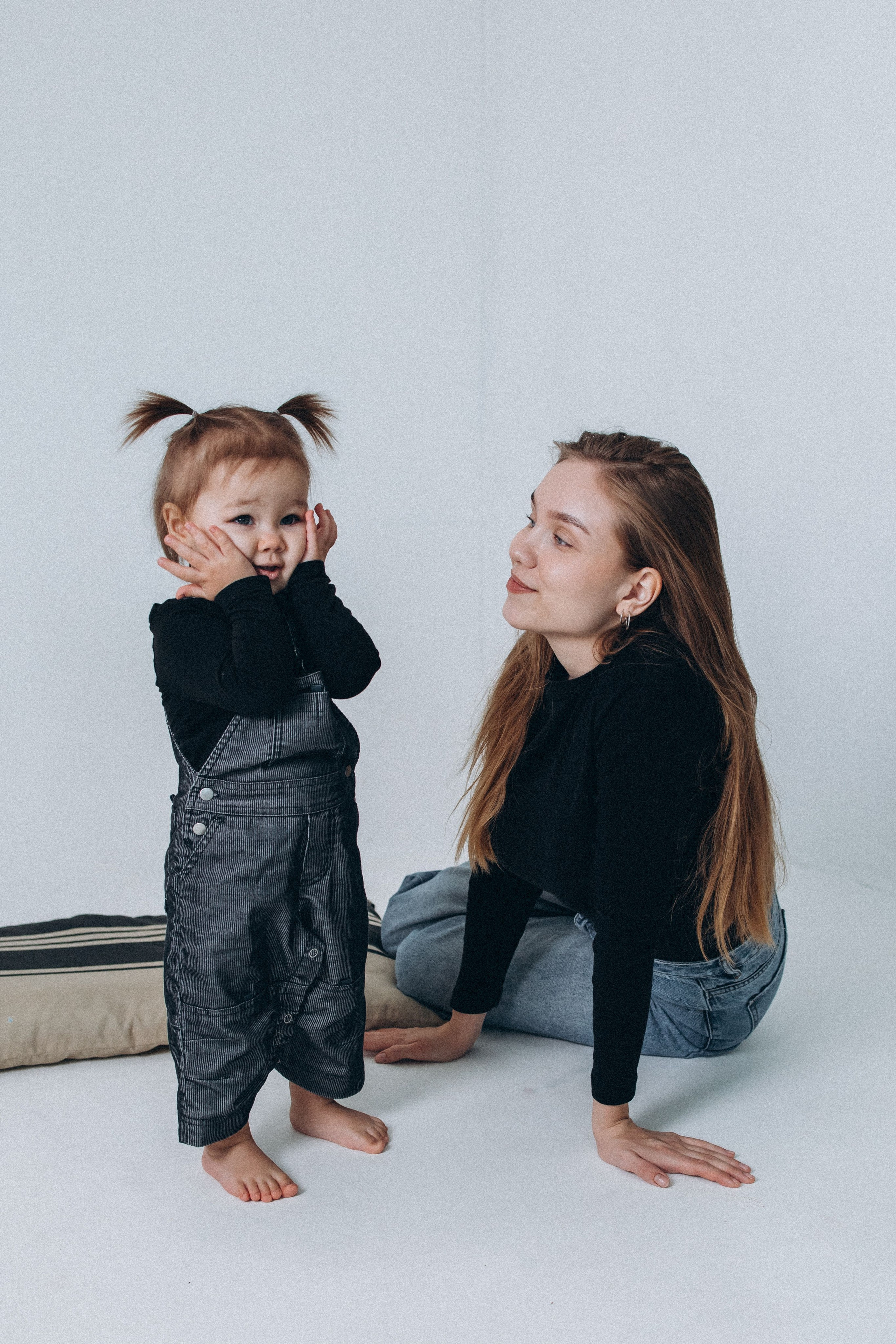 Анна и Нина. Семейный фотограф Нижневартовск Тюмень Ефимова Ирина