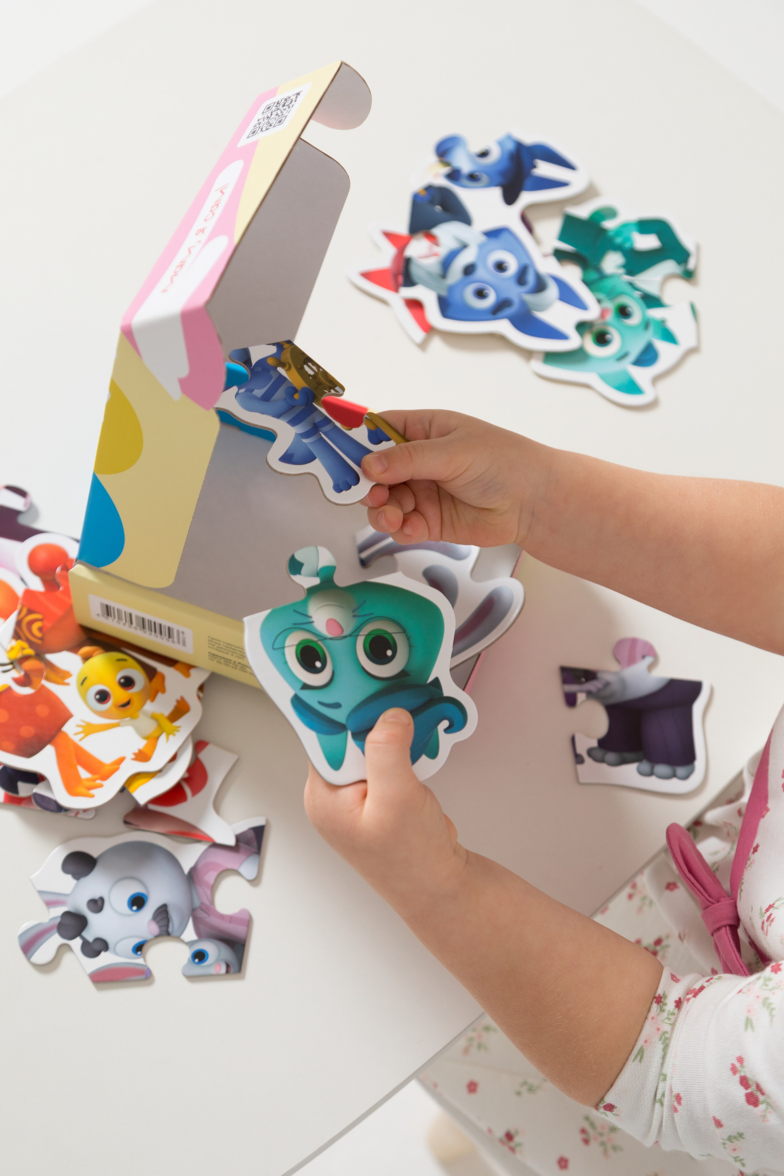 Имиджевая и каталожная съёмка для бренда детских пазлов. Детский и контент фотограф Надя Волкова Санкт-Петербург