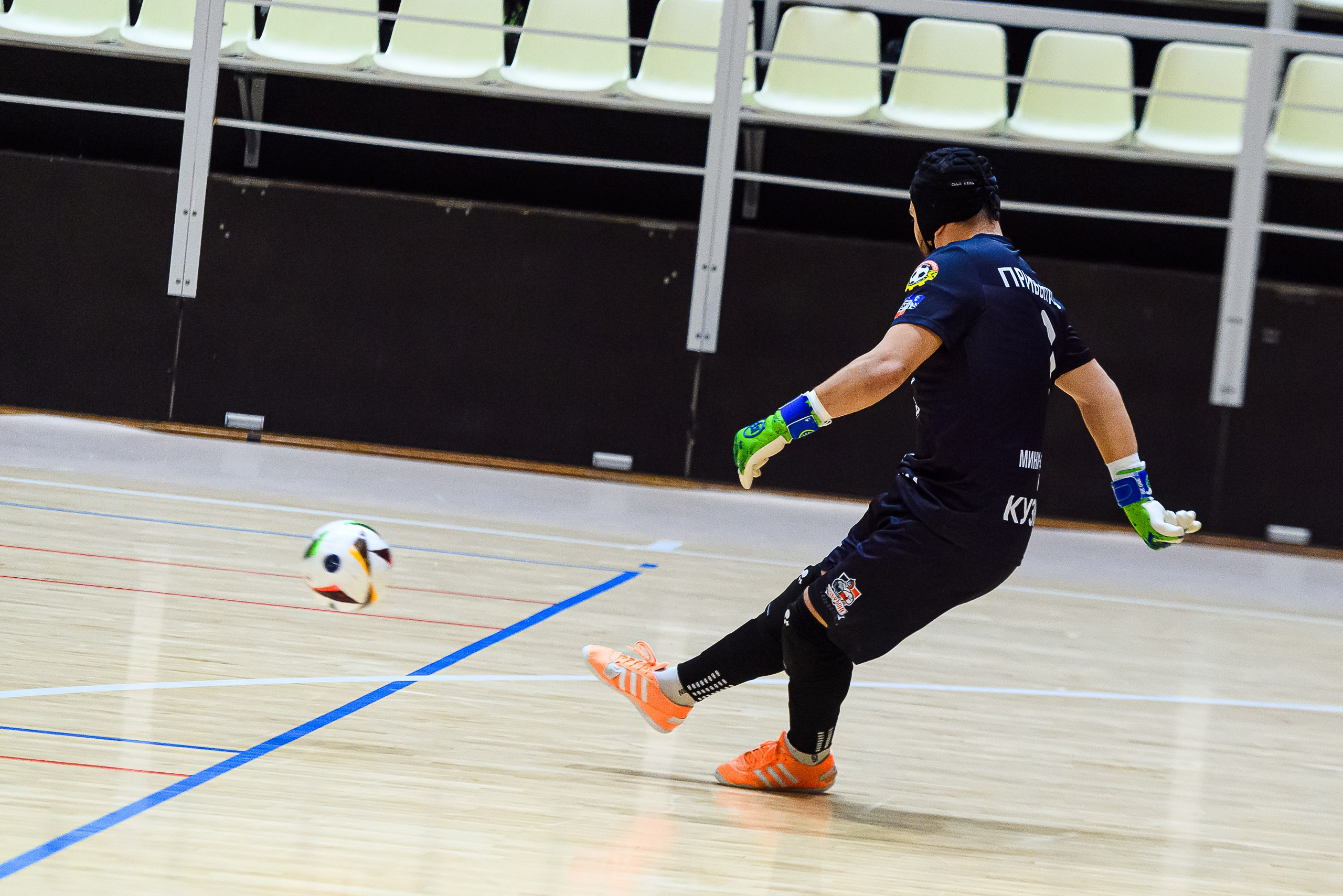 Высшая лига по футзалу — Сезон 2024-2025 — 2ой тур. Репортажный фотограф в Кемерово