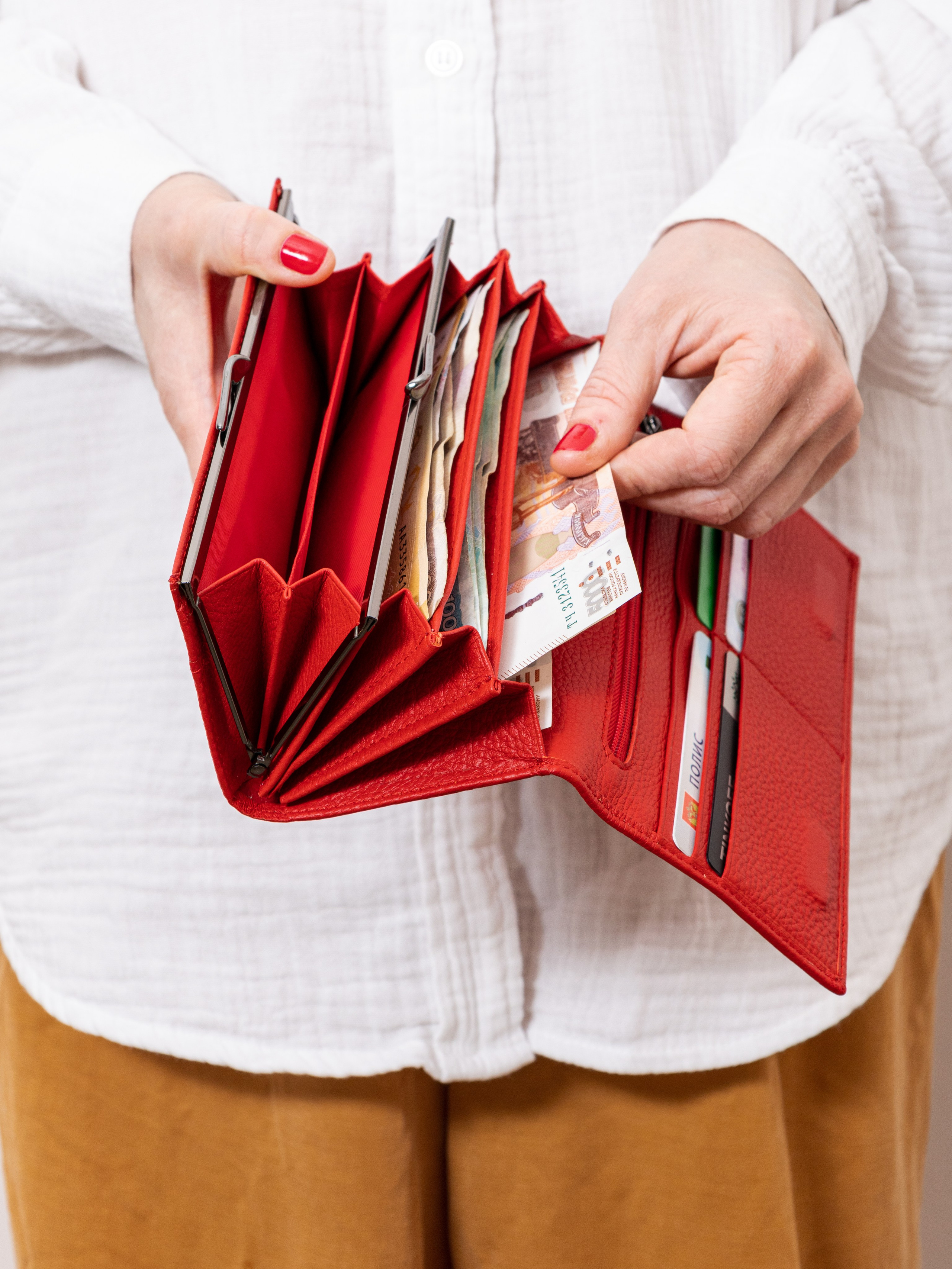 Предметная фотография изделий из кожи. Предметный фотограф в Москве и Московской области