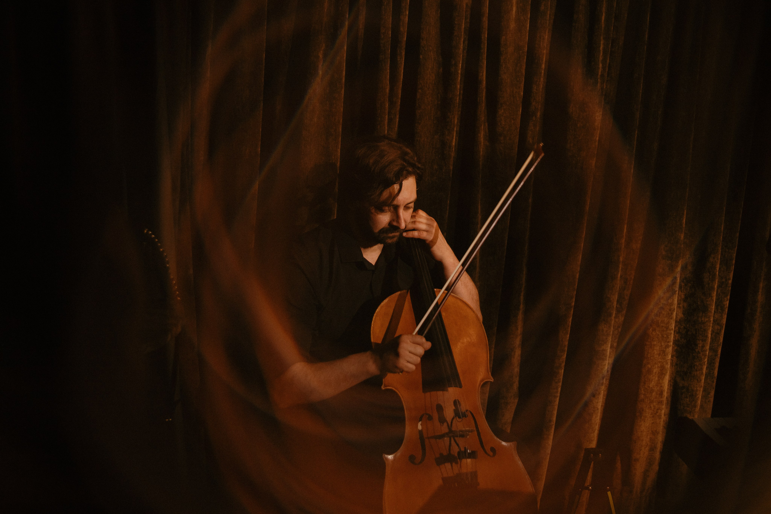 Квартирник Паши Артемьева. Портретный и репортажный фотограф Настя Куприянова