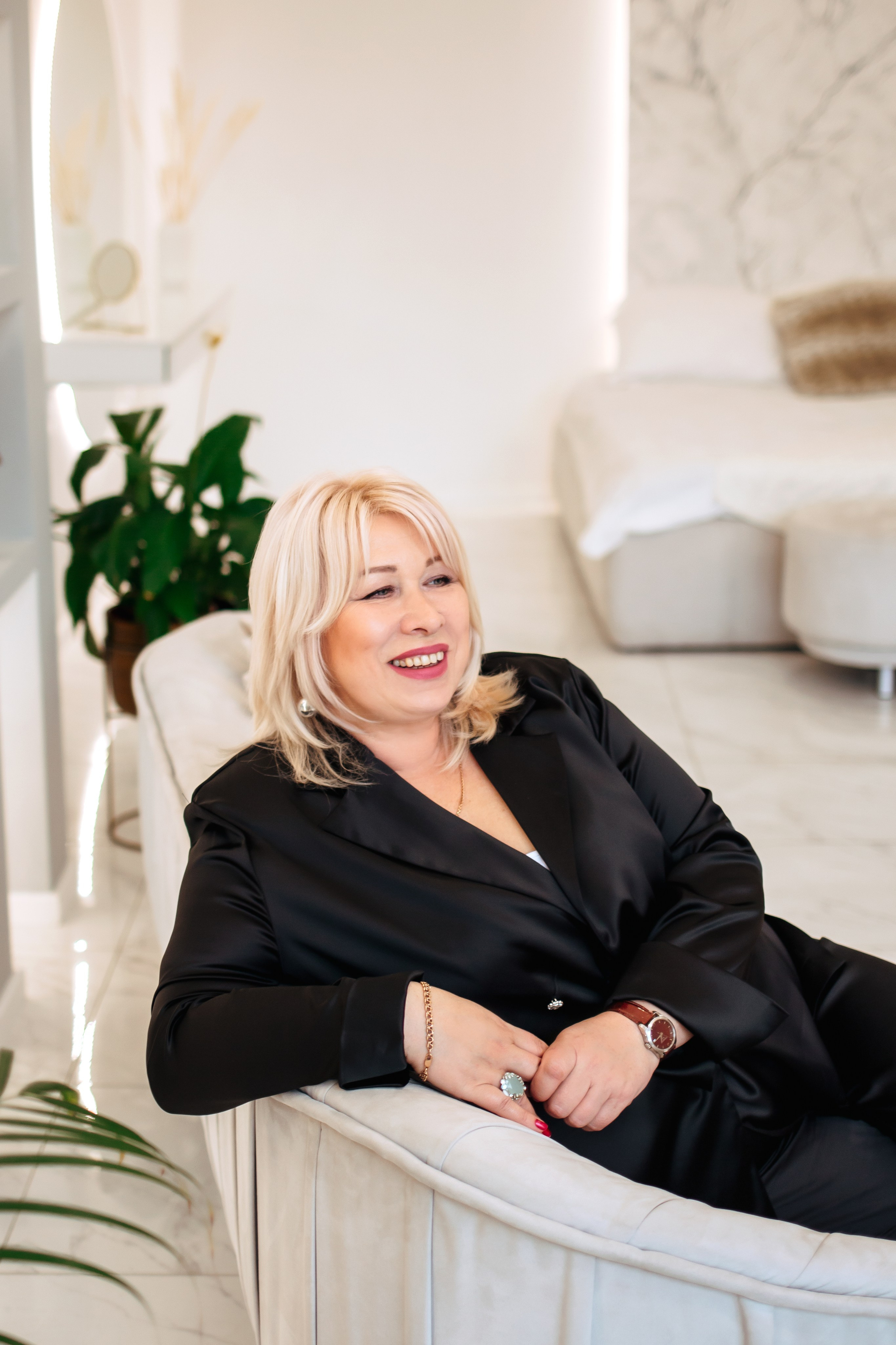 Контент для парикмахера-стилиста Виктории. Фотограф недвижимости и контент-съемки в СПб