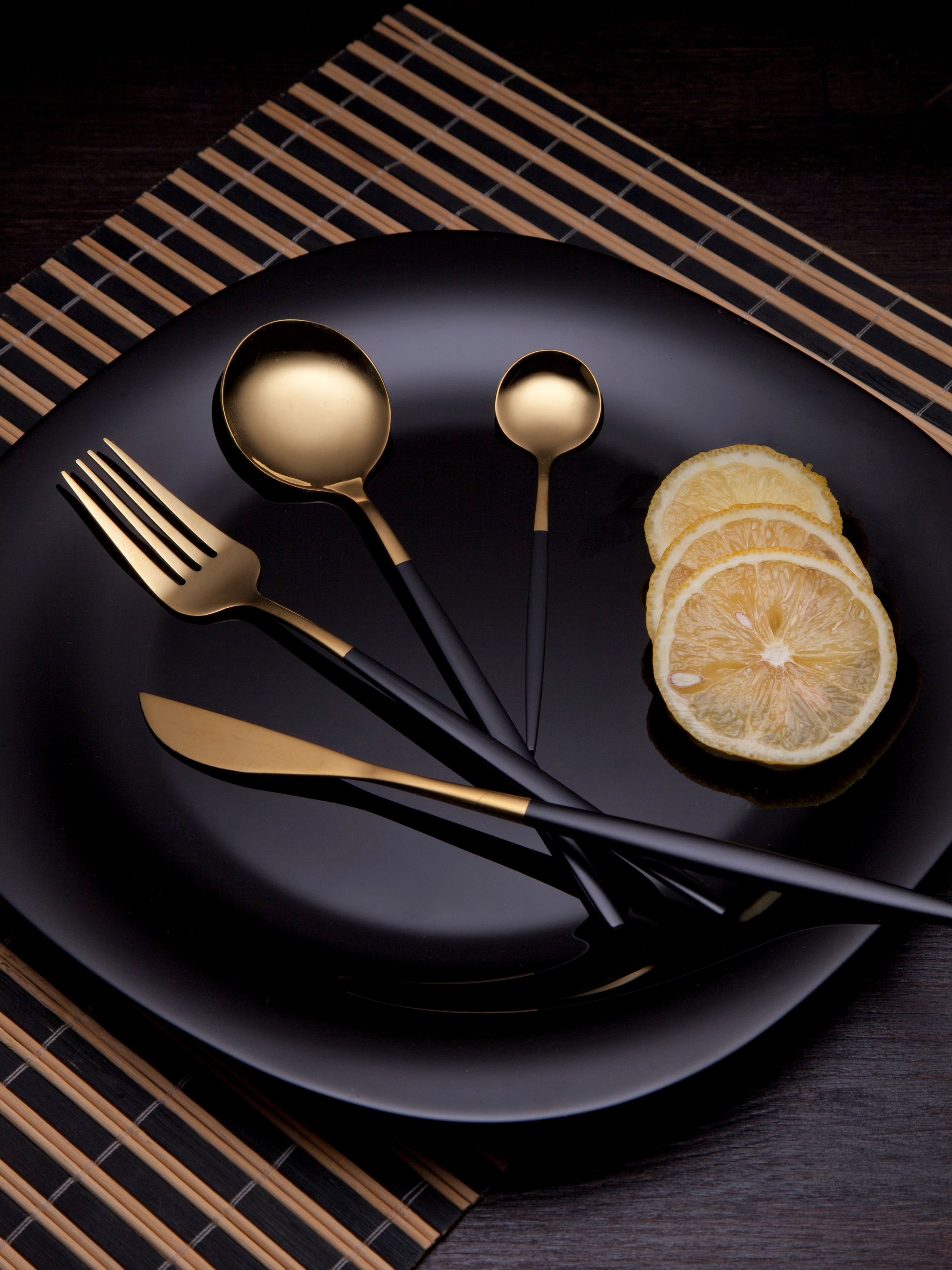 Рекламная съемка. Столовые приборы. Фотограф Мария Кольцова