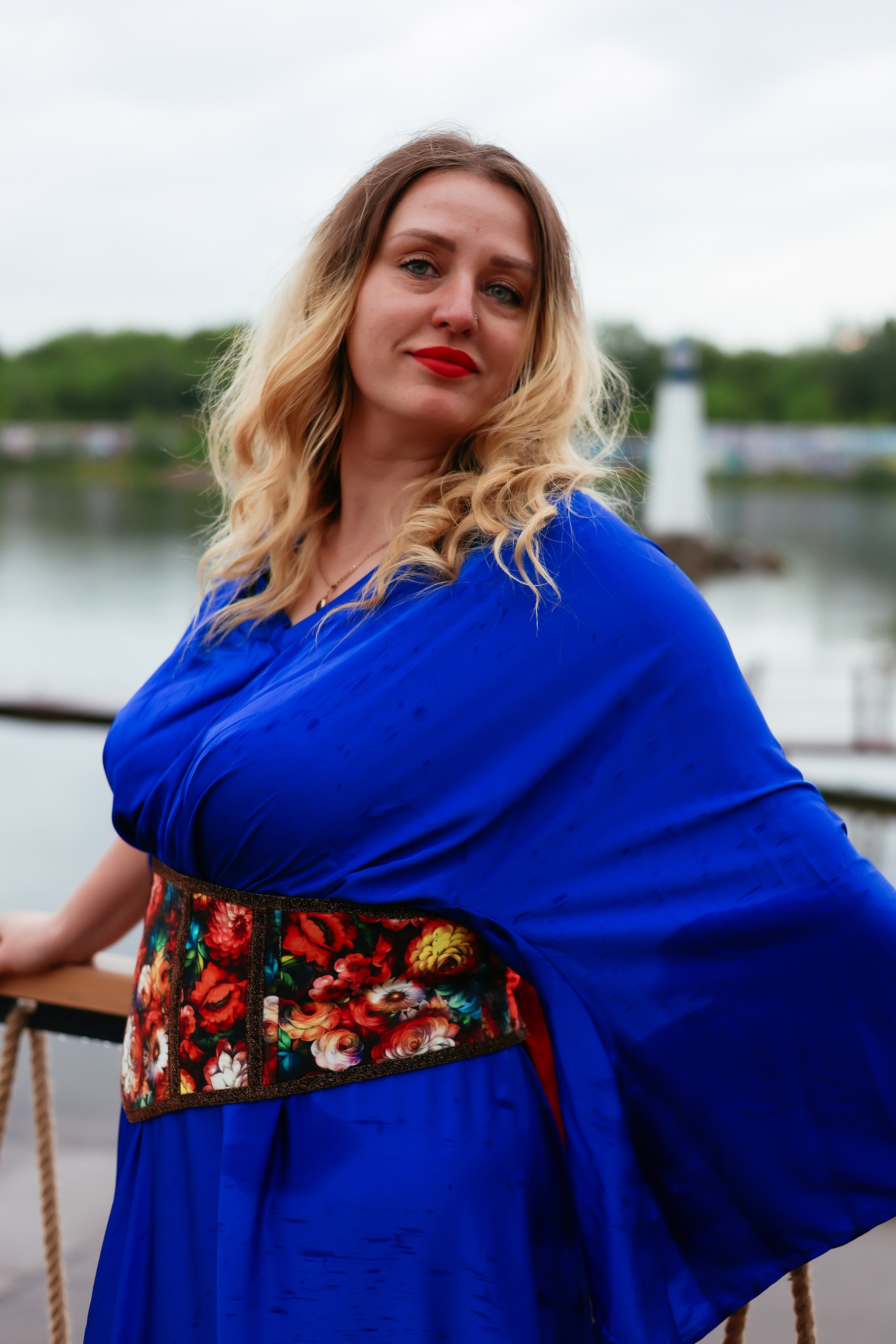 ВСТРЕЧА ЗАКАТА «ТЫ КОРОЛЕВА». Фотограф Красноярск съемки лавстори, фотосессия в студии, портретная съемка, творческие фотосессии