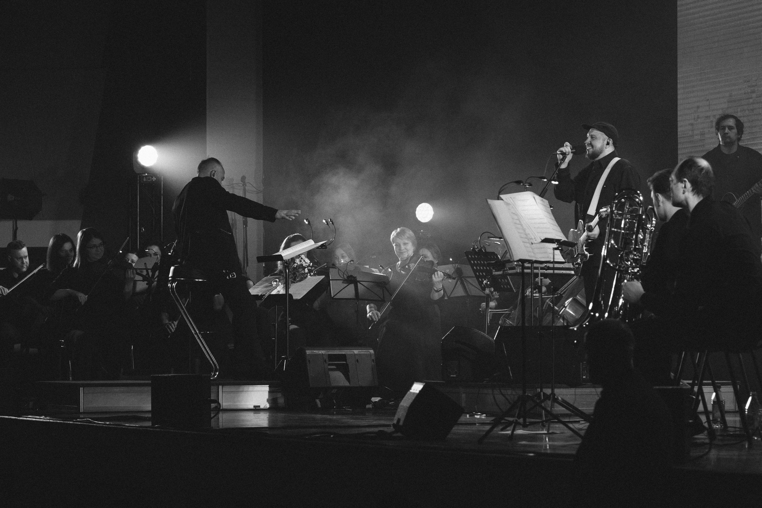 Сергей Бобунец в Красноярске 18.03.26. Фотограф Красноярск съемки лавстори, фотосессия в студии, портретная съемка, творческие фотосессии