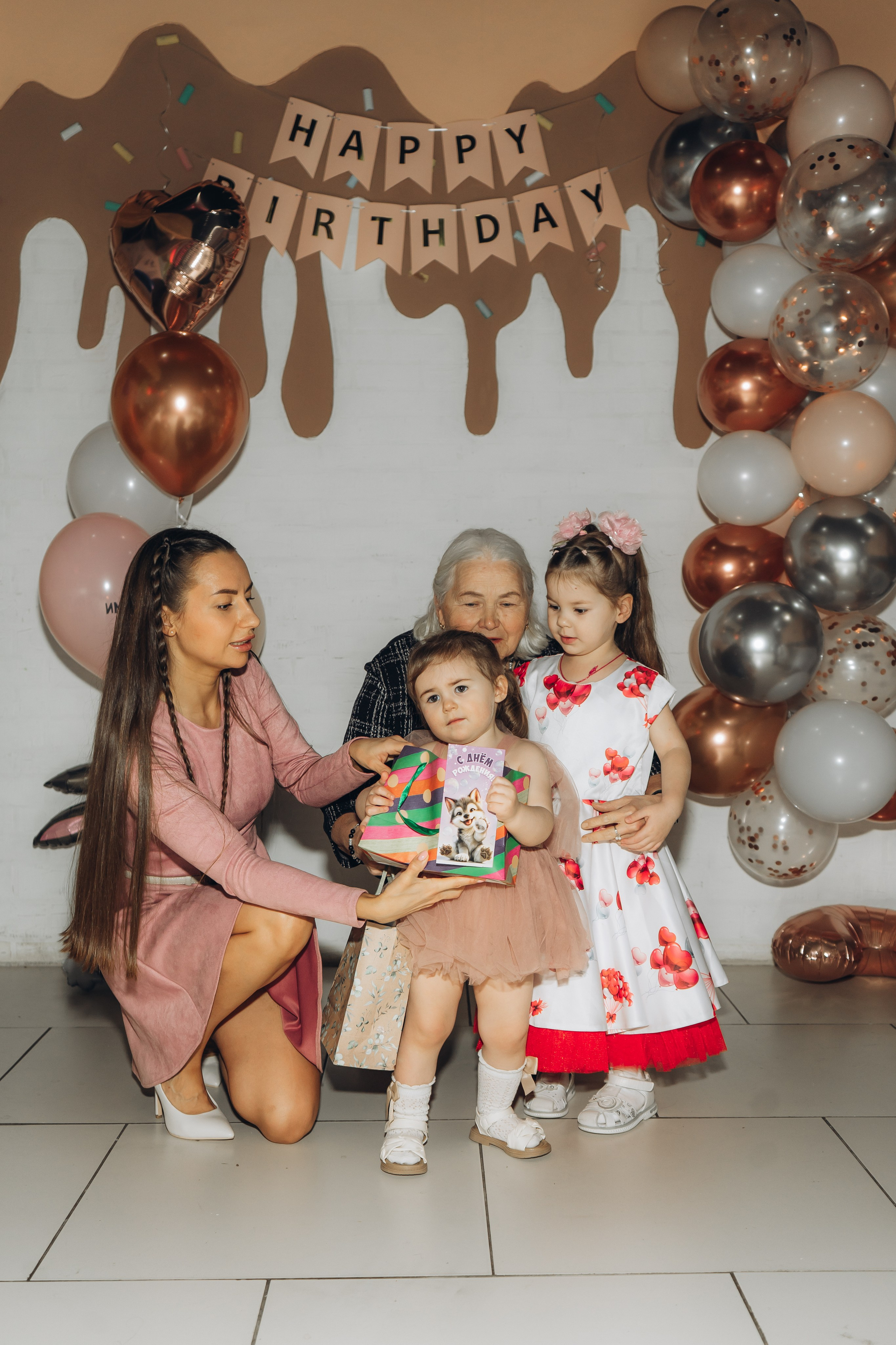 День Рождения Катерины в детской комнате (съемка 1 час). Фотограф Екатеринбург Кокшарова Александра