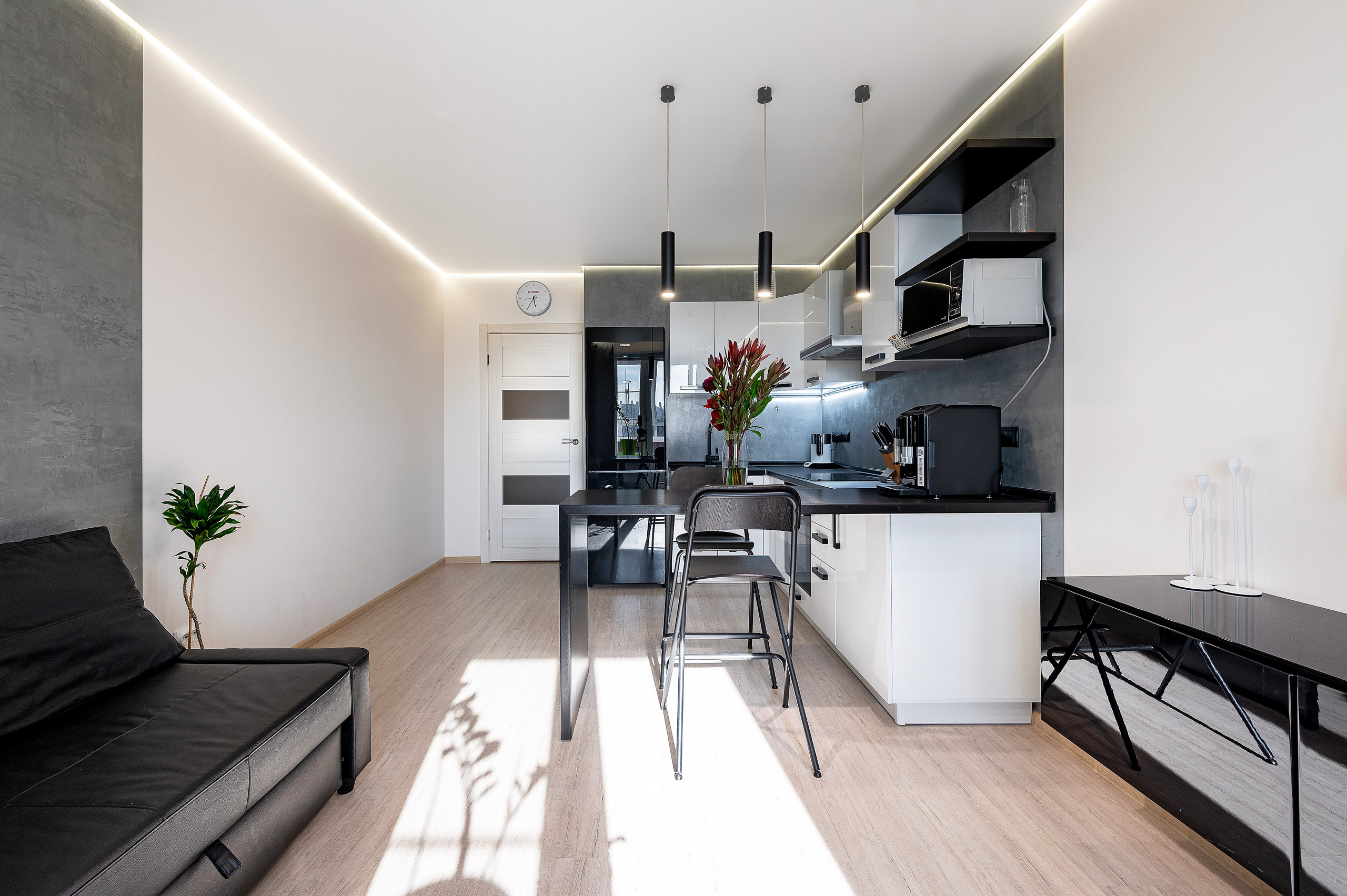 Квартира под суточную аренду на ул. Тамбасова. Интерьерный фотограф. Фото- видеосъемка недвижимости Санкт-Петербург