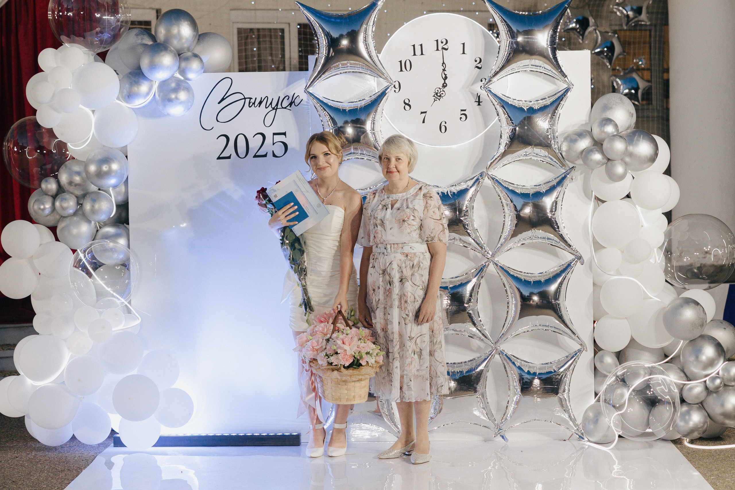 Вручение аттестатов. Свадебный фотограф Роман Еремеев