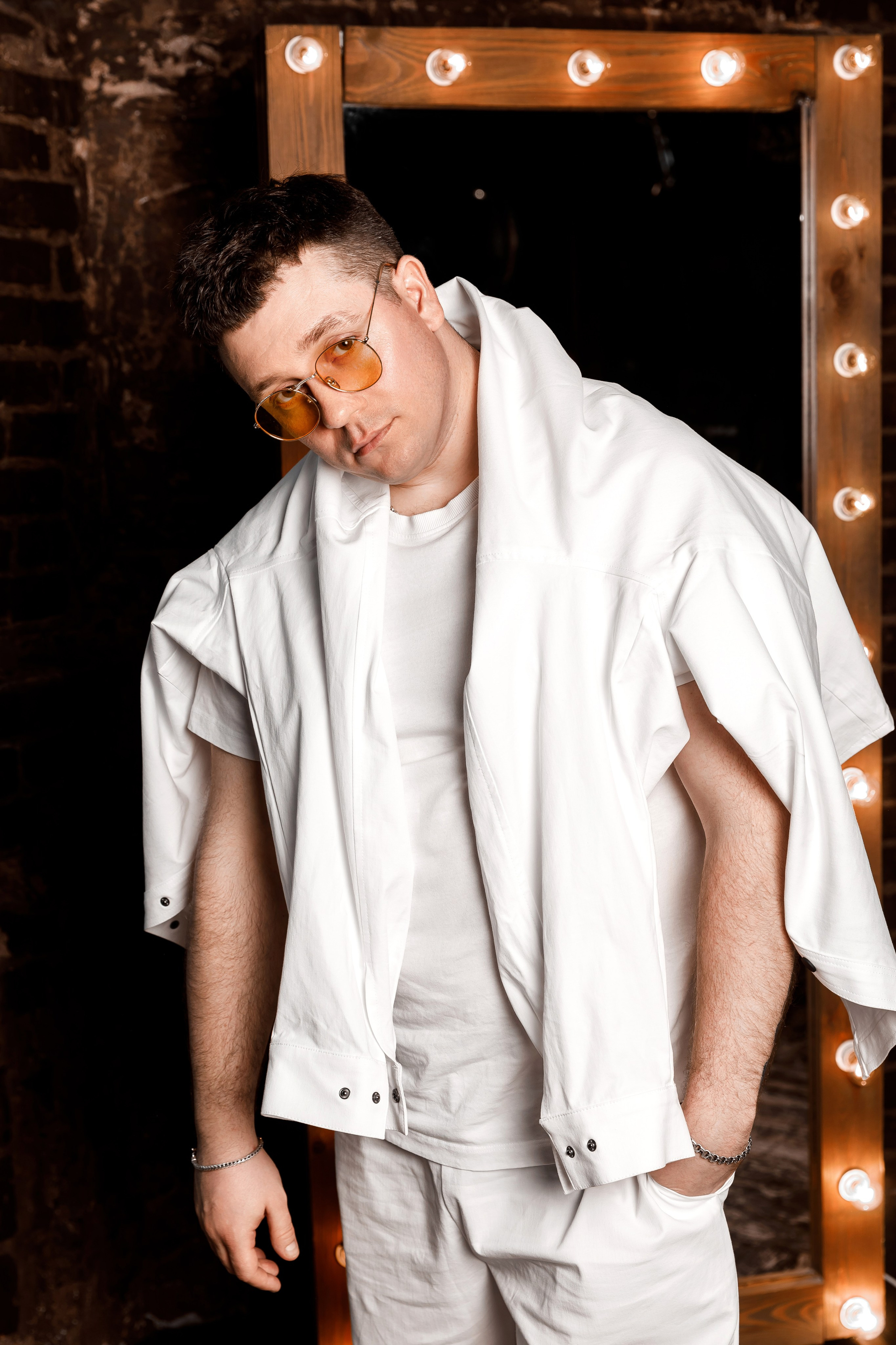 Фотосессия на обложки трека для KALVADOS. Photographer Viktoriya Markushina «My world throug»