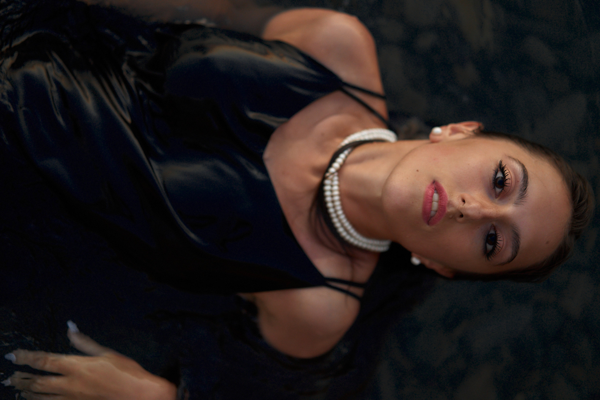 Тамара и Надежда: закат на берегу моря. Фотограф в Анапе Надежда Соловьёва