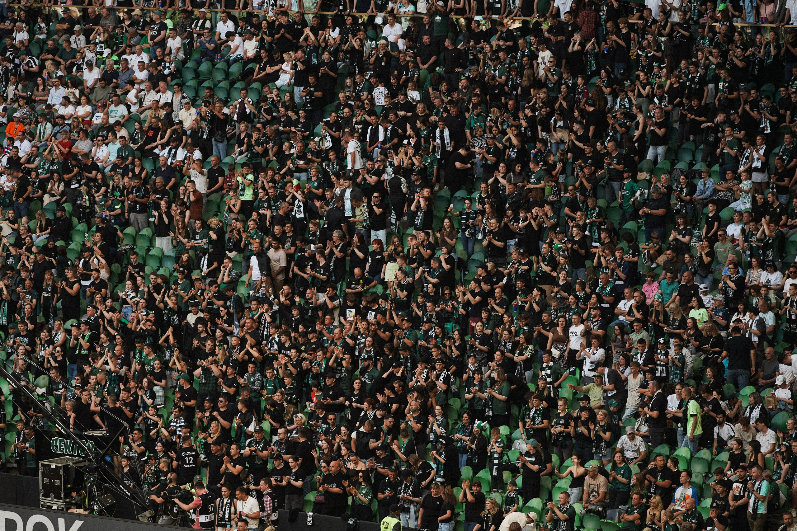 Футбольный матч Краснодар-Динамо. Фотограф с психологическим образованием