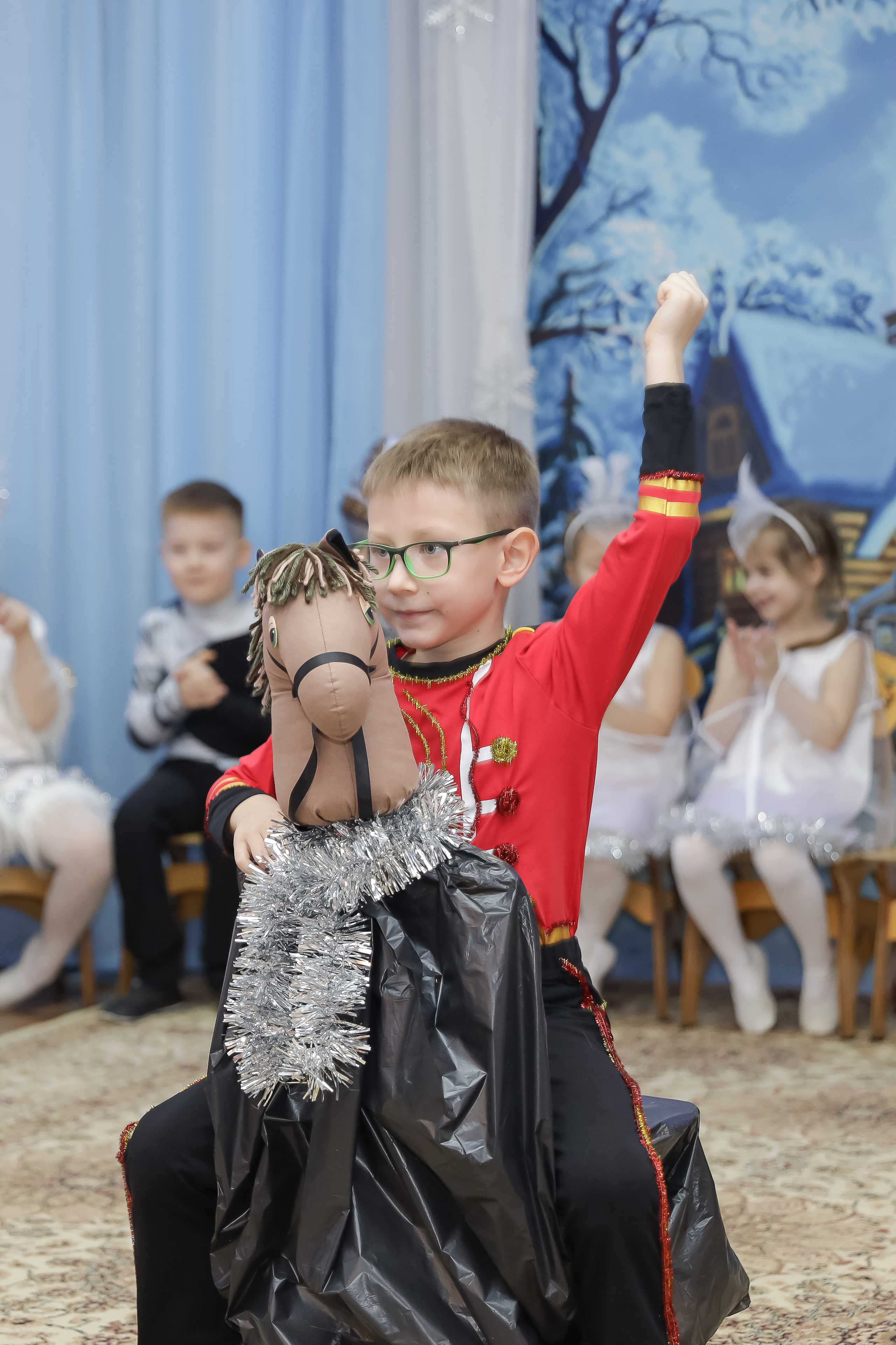 Утренник. Бочарова Мария — школьный фотограф Апрелевка, Новая Москва, Московская область