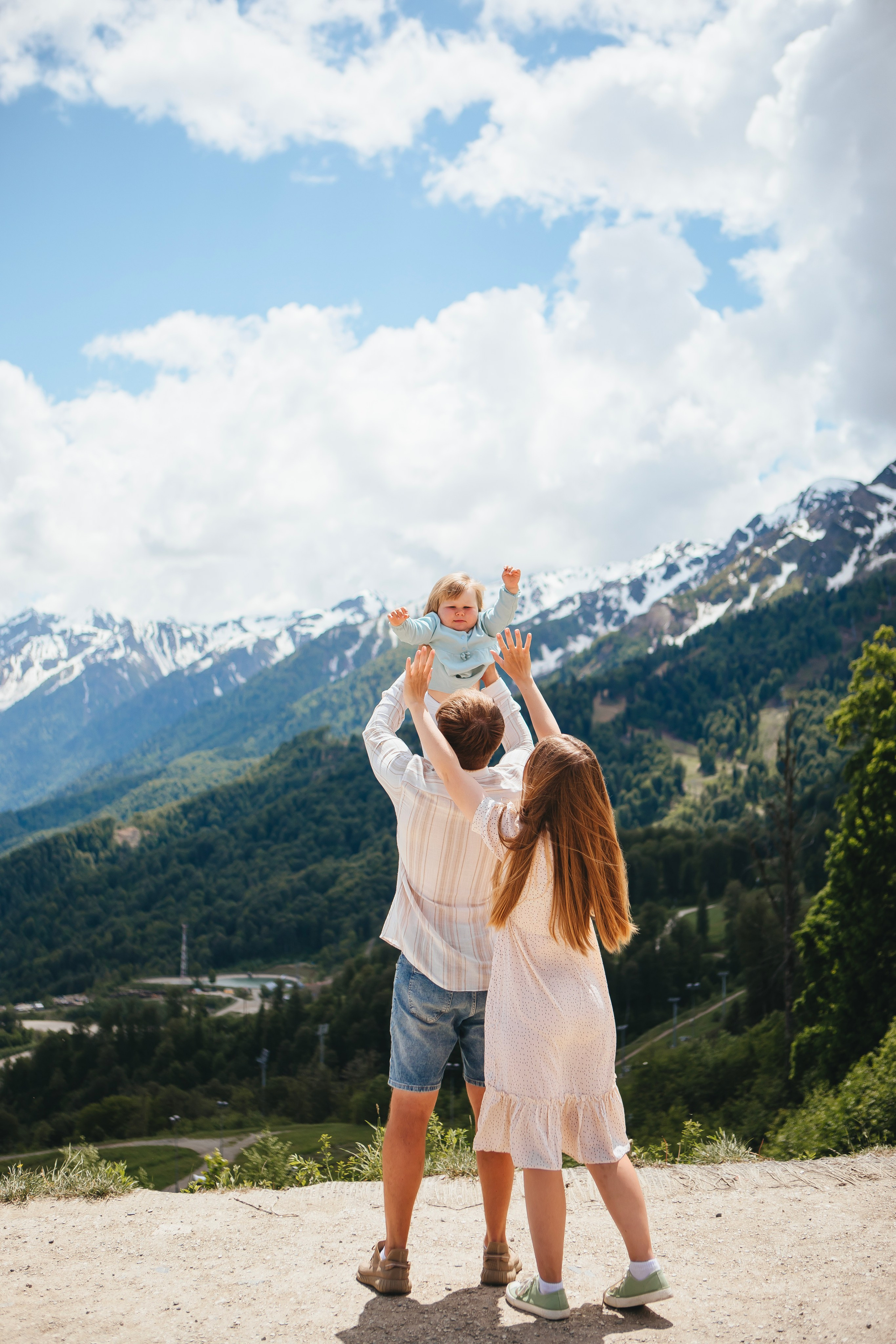 Летние семейные грезы. Семейный и свадебный фотограф Сочи Адлер Сириус Красная поляна