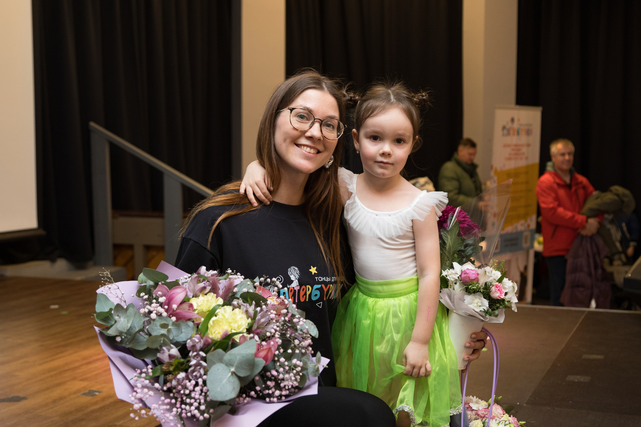 Отчетный концерт танцевального коллектива «ПЕТЕРБУРИКИ». Детский и контент фотограф Надя Волкова Санкт-Петербург