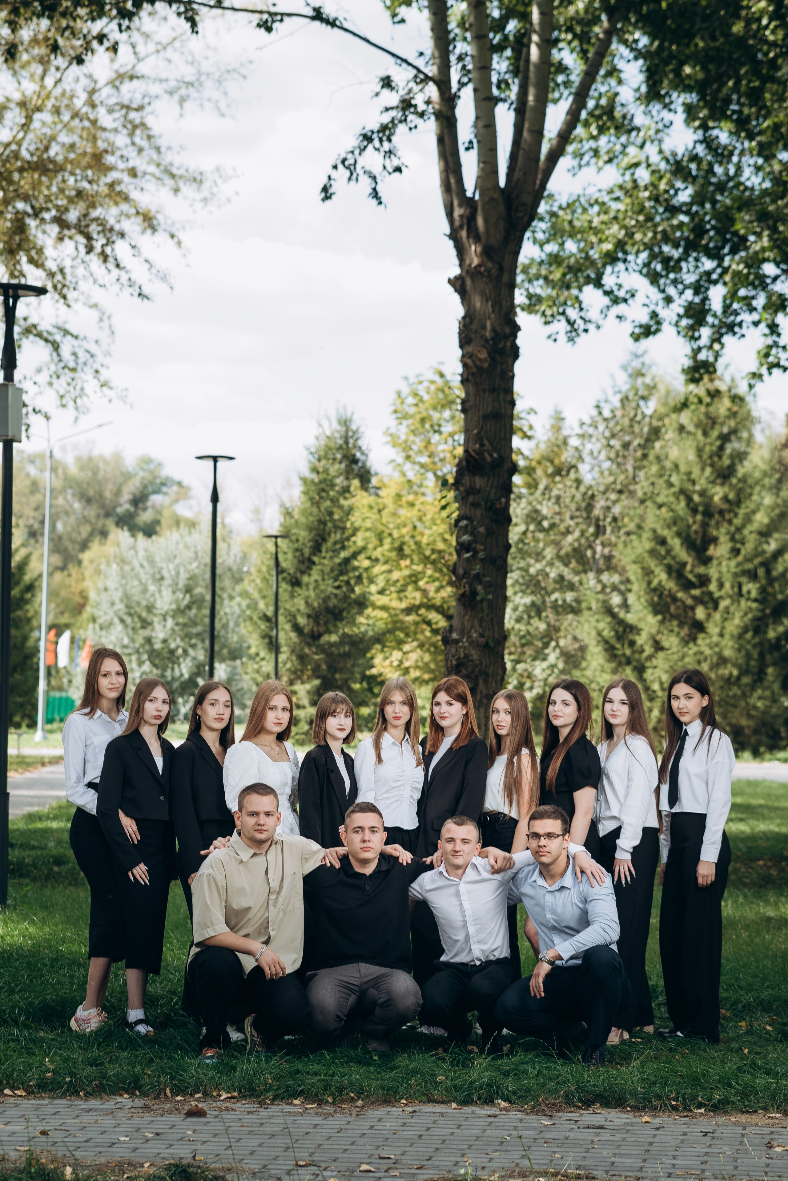 Уличные. Выпускной альбом Воронеж | Студия выпускных альбомов Ностальгия