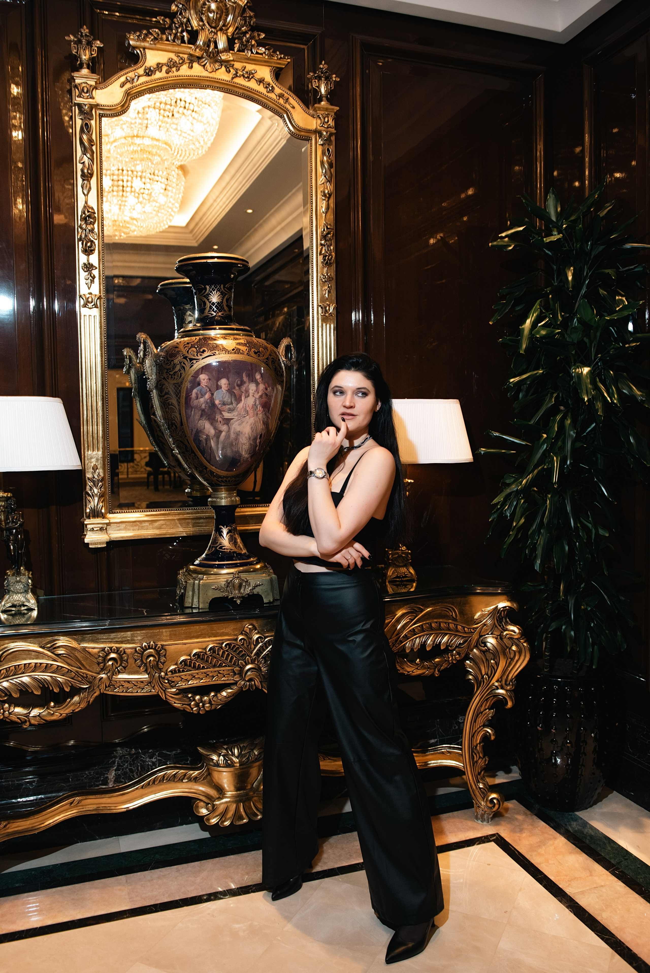 Блогеры, предприниматели. Фотограф, визажист. Москва