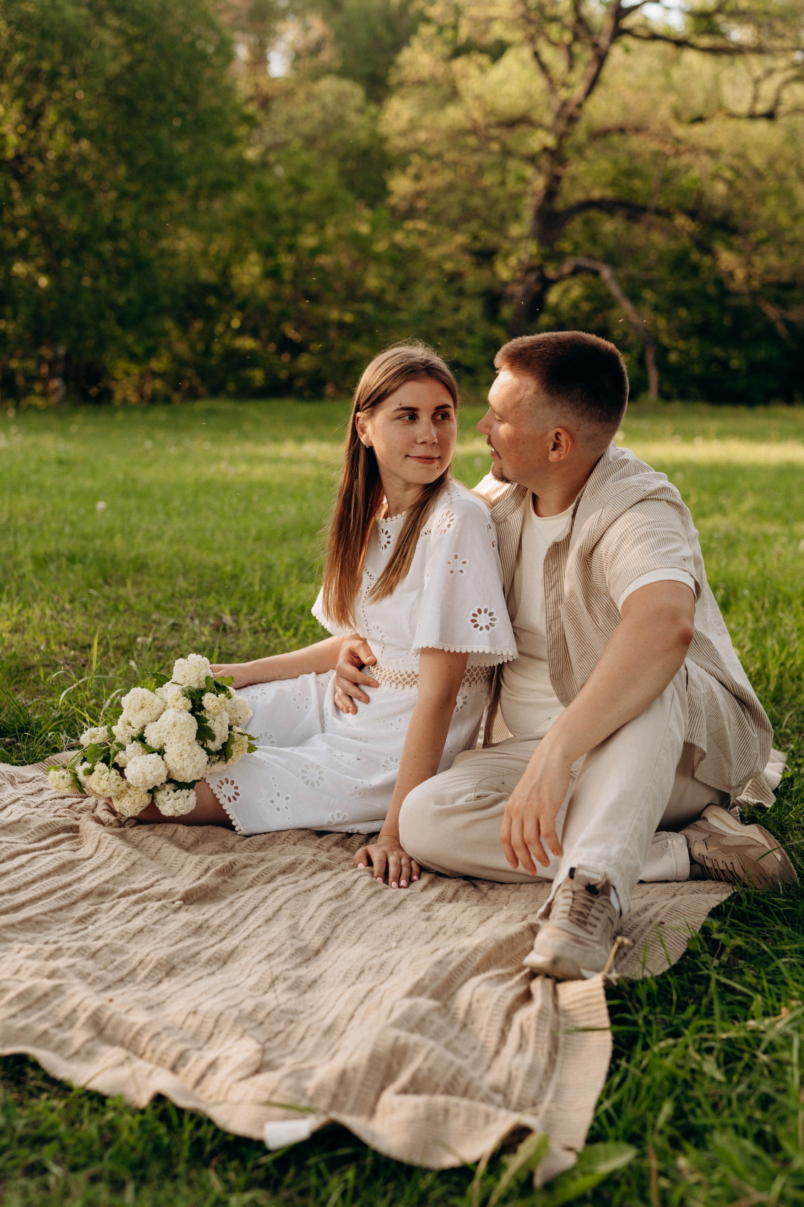 Прогулка Данилы, Алёны и Арины. Свадебный и семейный фотограф в Калуге Анна Киреева
