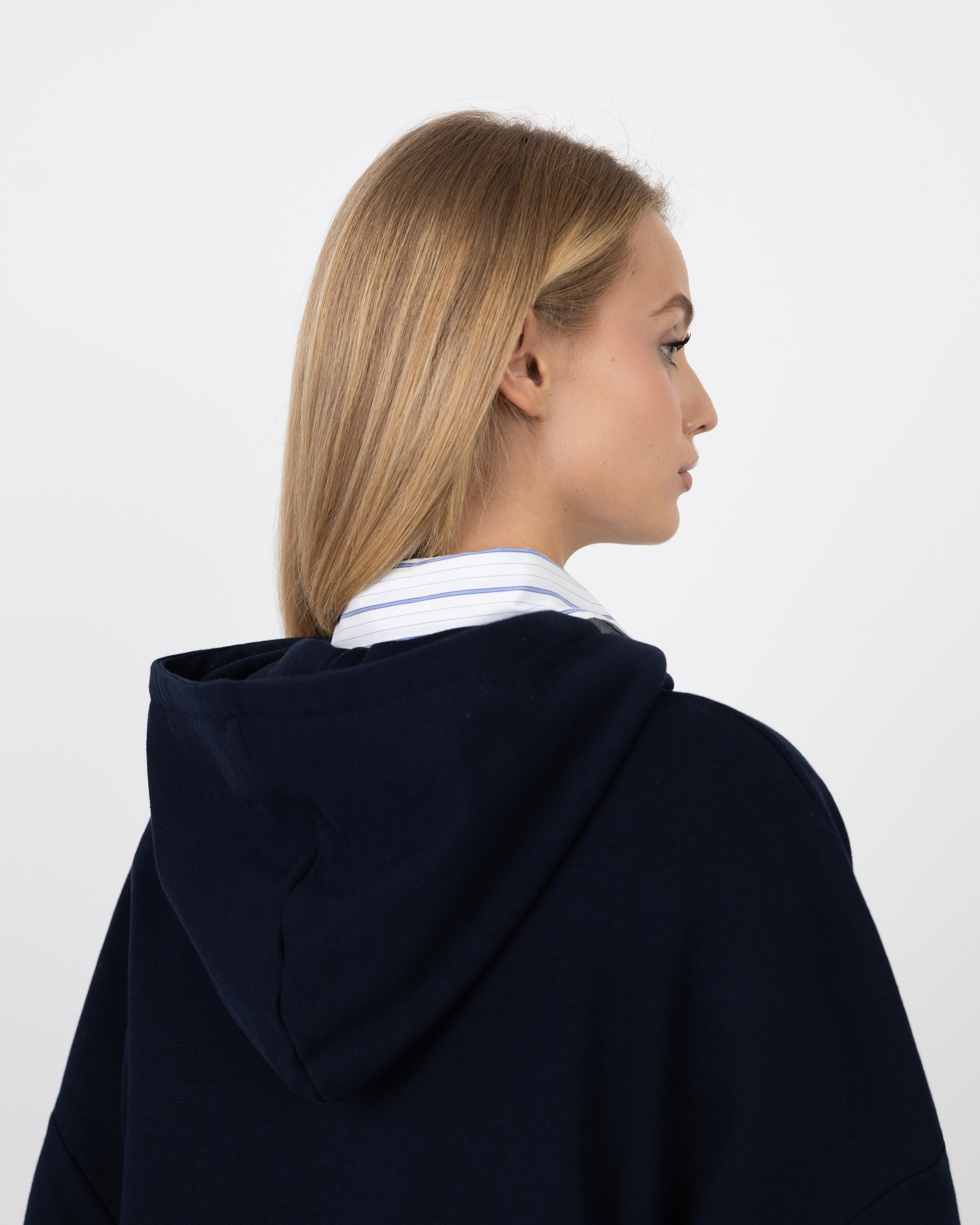 WB: Closius | Худи и зипки. Главная