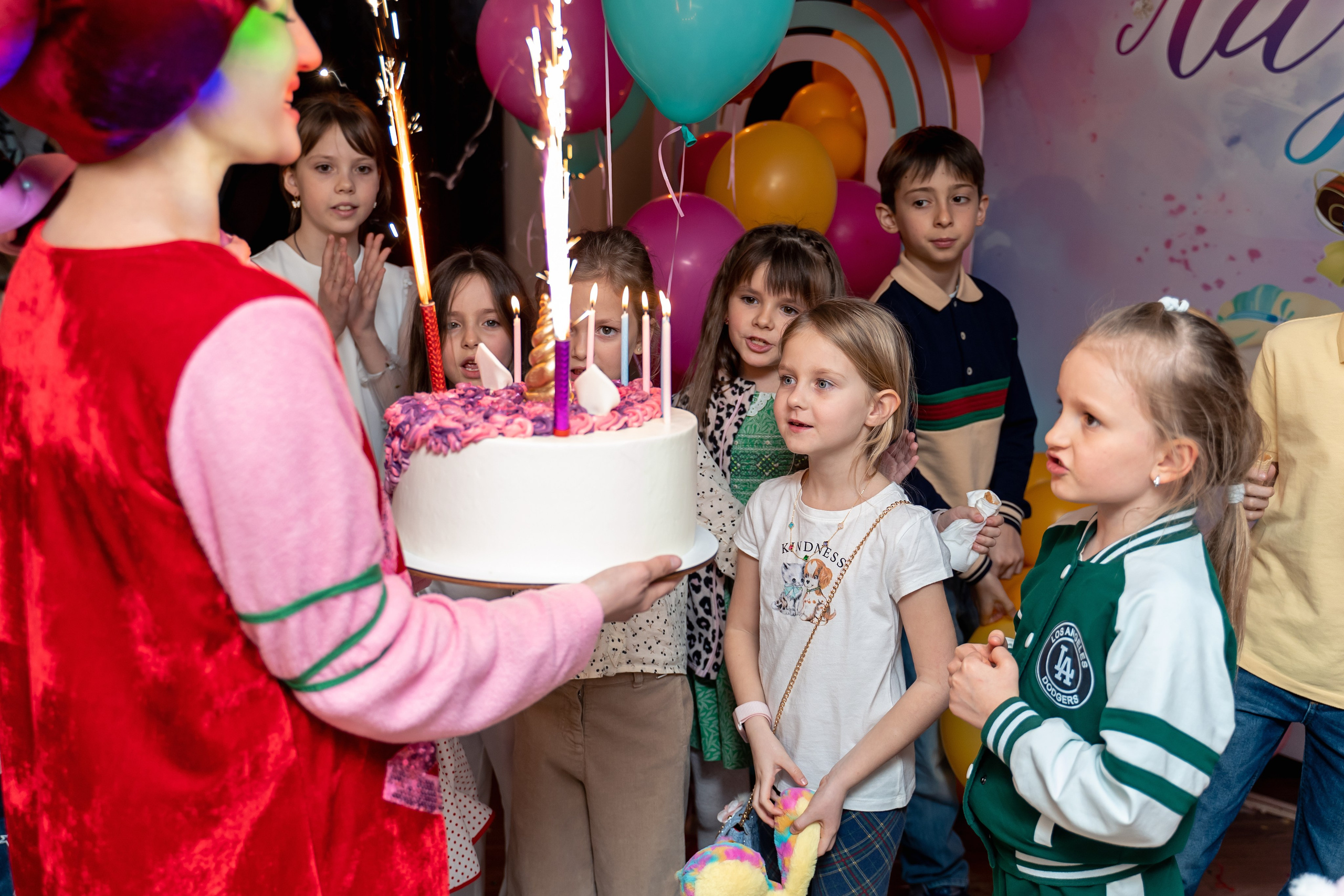 Фотограф на детский день рождения Москва. Фотограф \ Видеограф на Крещение, Венчание Москва| Семейные съемки