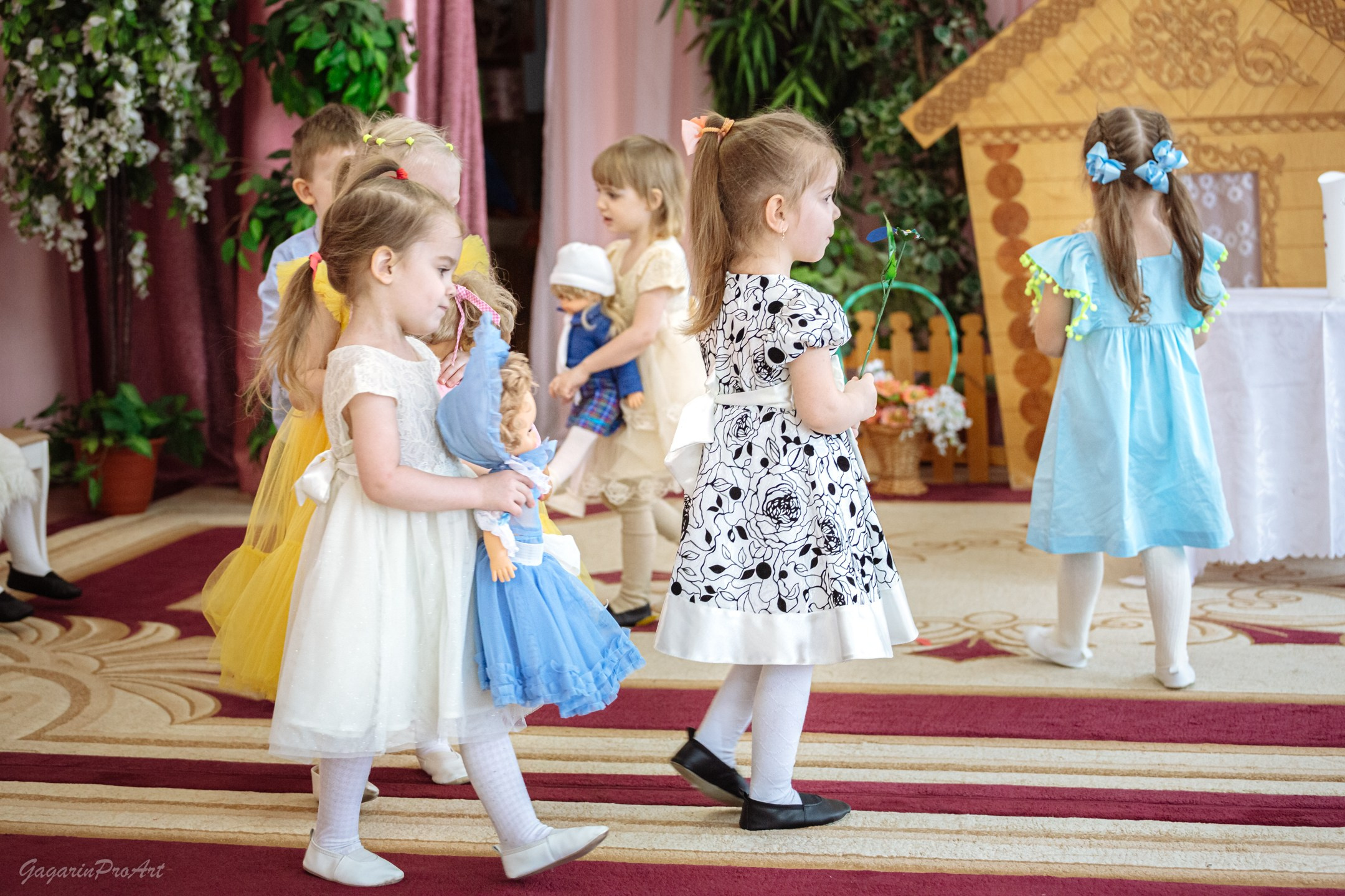 Репортажная съёмка в саду на праздник. GagarinProArt