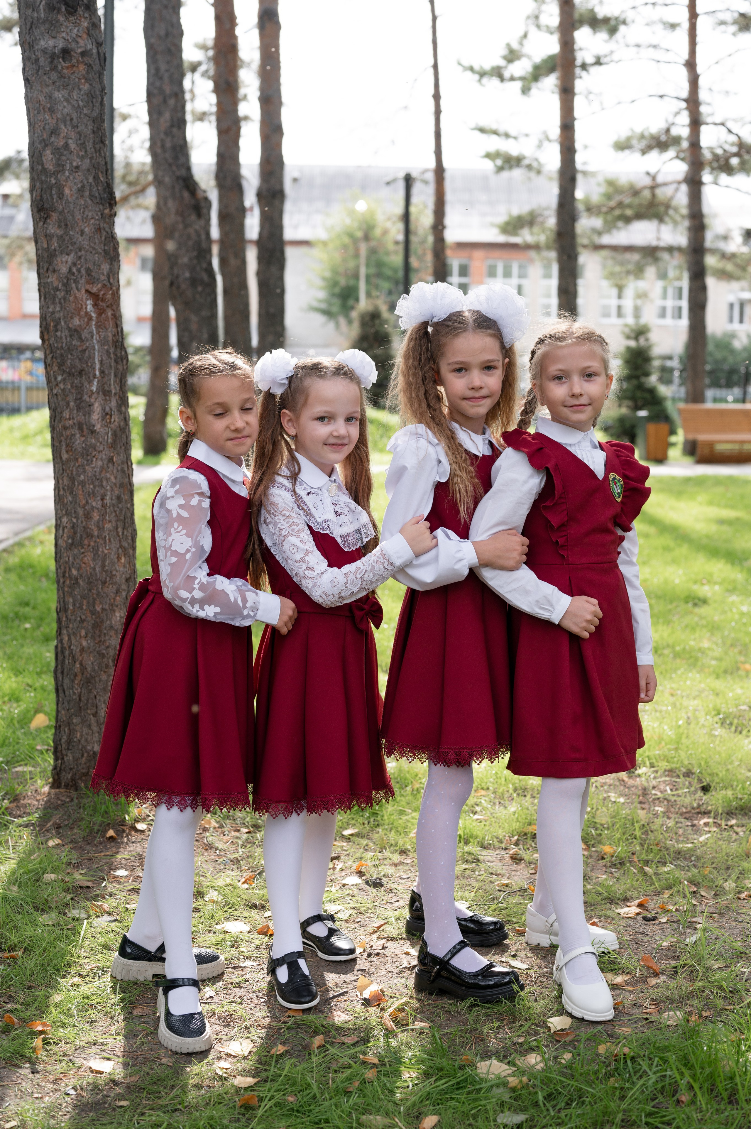 1 сентября 16 гимназия 2 класс (линейка + в классе+ на улице). Фотограф новорожденных, семейный детский в Тюмени Татьяна Морозова