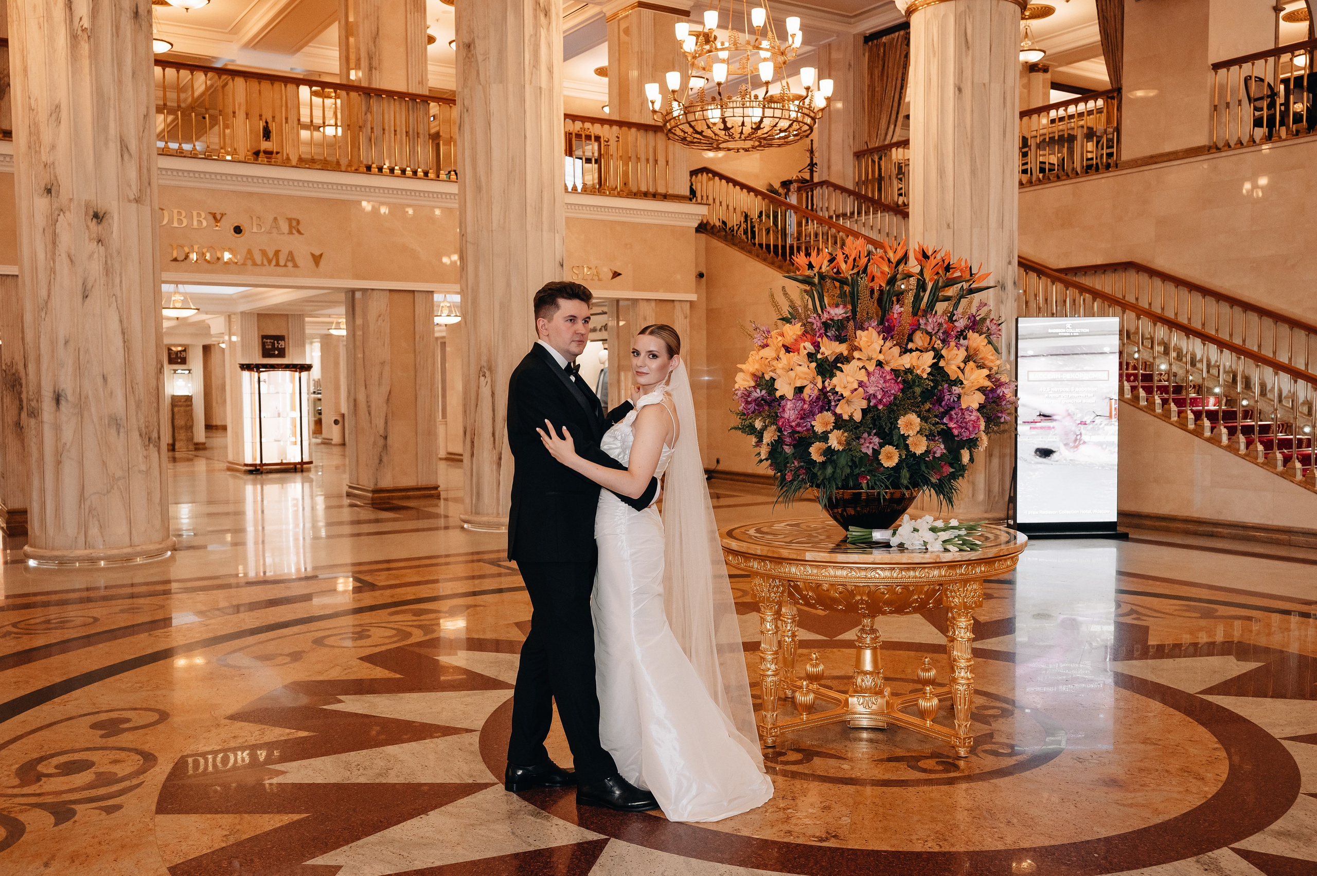 П&А | Гостиница «Украина», ГУМ и Таганский ЗАГС. Портретный фотограф Москва Светлана Кашура