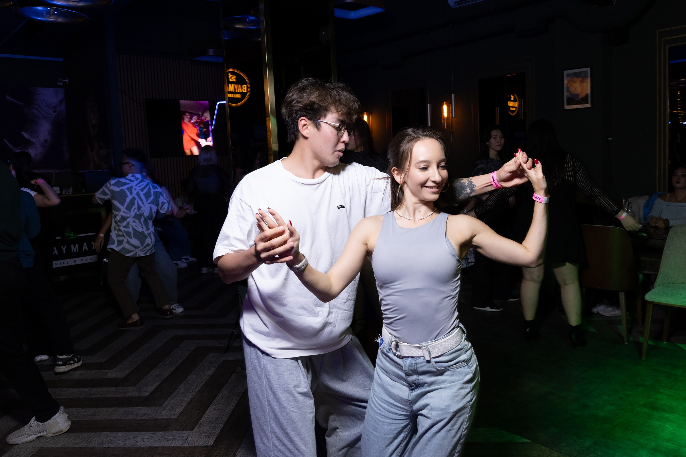 Bachata party by One Flick. Репортажный фотограф в Алматы Каюпов Сержан