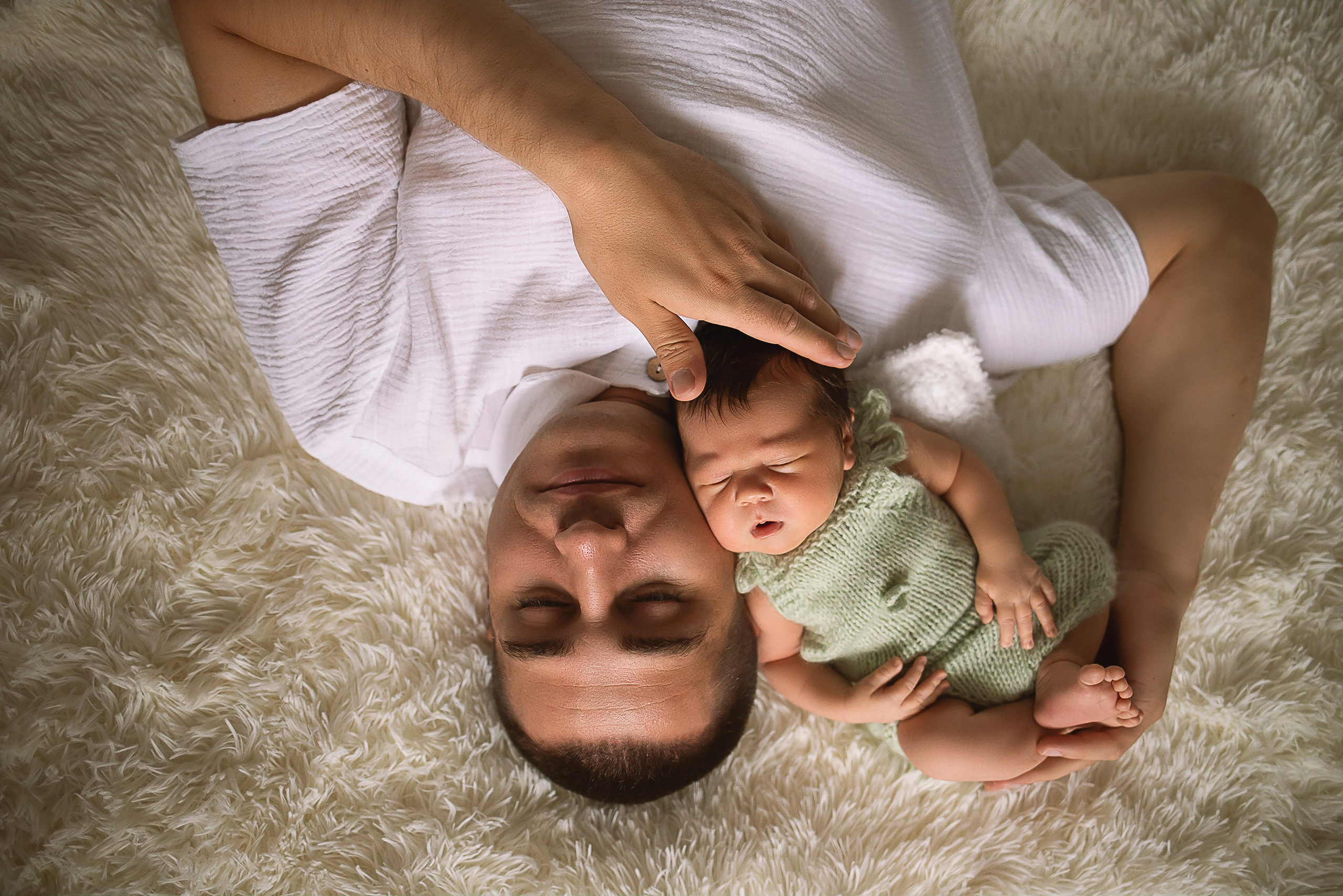 Фотосессия новорожденного. Фотограф новорожденных в Новосибирске