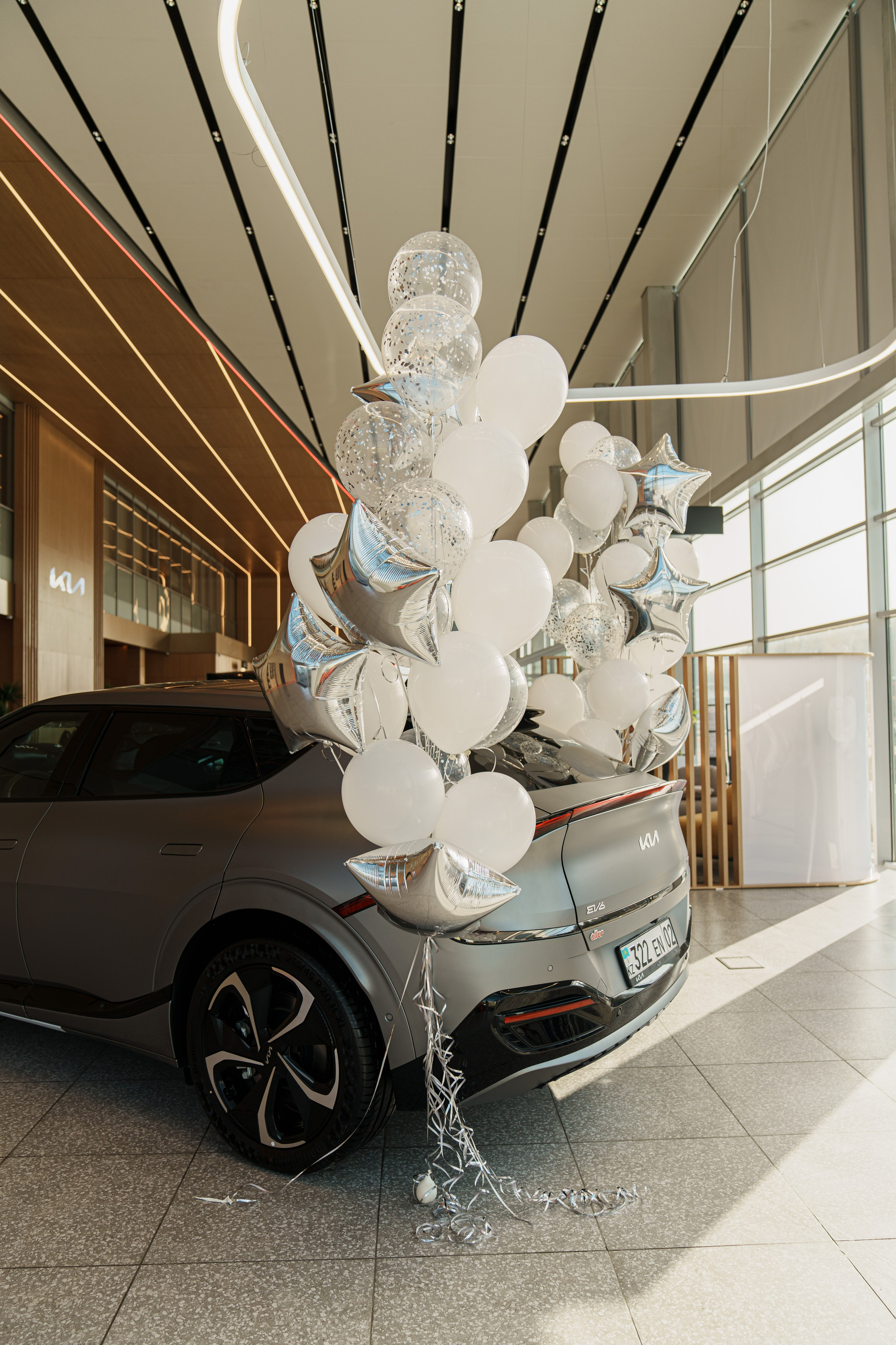 Kia EV6 Вручение Евгений Чебаткову. Фотограф TAULAN_1