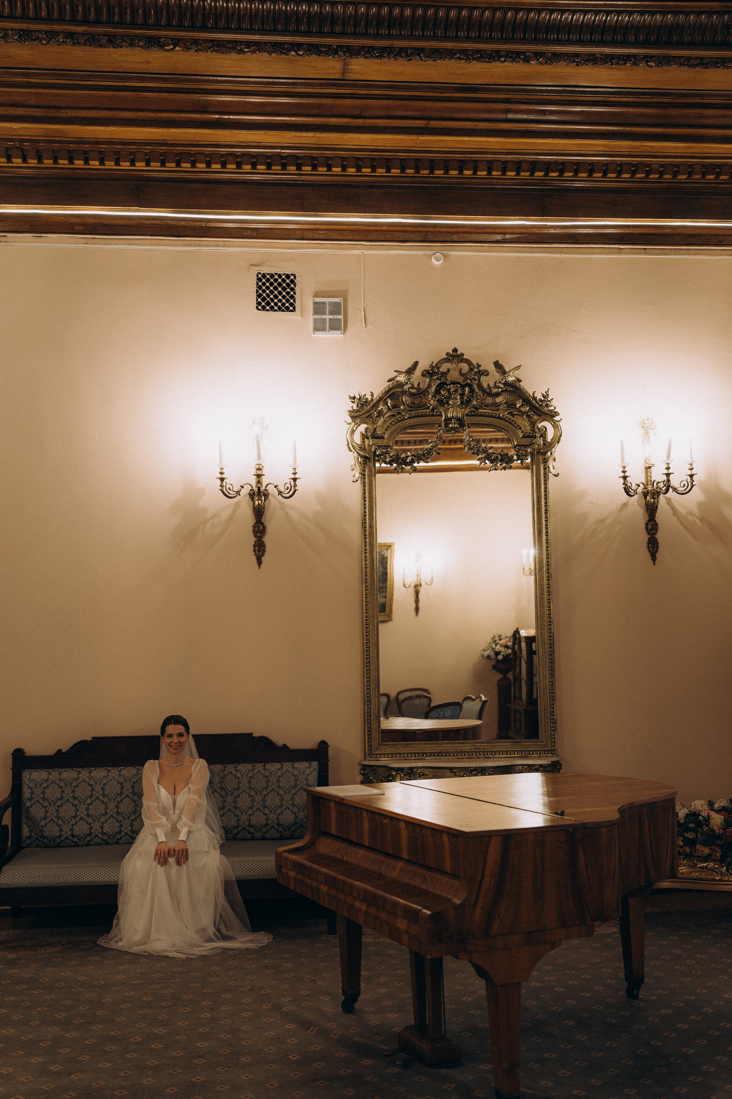 СВАДЕБНАЯ СЬЕМКА ВО ВТОРОМ ДВОРЦЕ (ДЕКАБРЬ) ТАКЖЕ СЬЕМКА В СТУДИИ НА ЧЕРНЫШЕВСКОЙ. Профессиональный фотограф, Санкт-Петербург — Виктория Богомолова