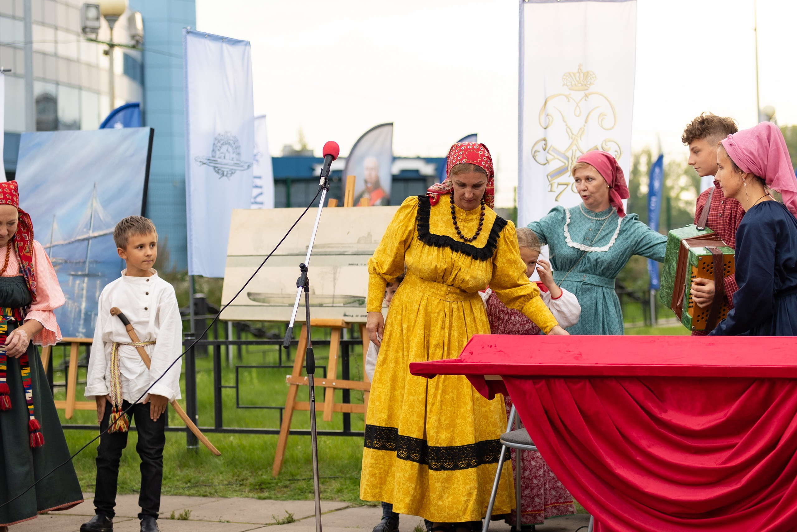 Концерт подлодка. Креатор Ольга Яш