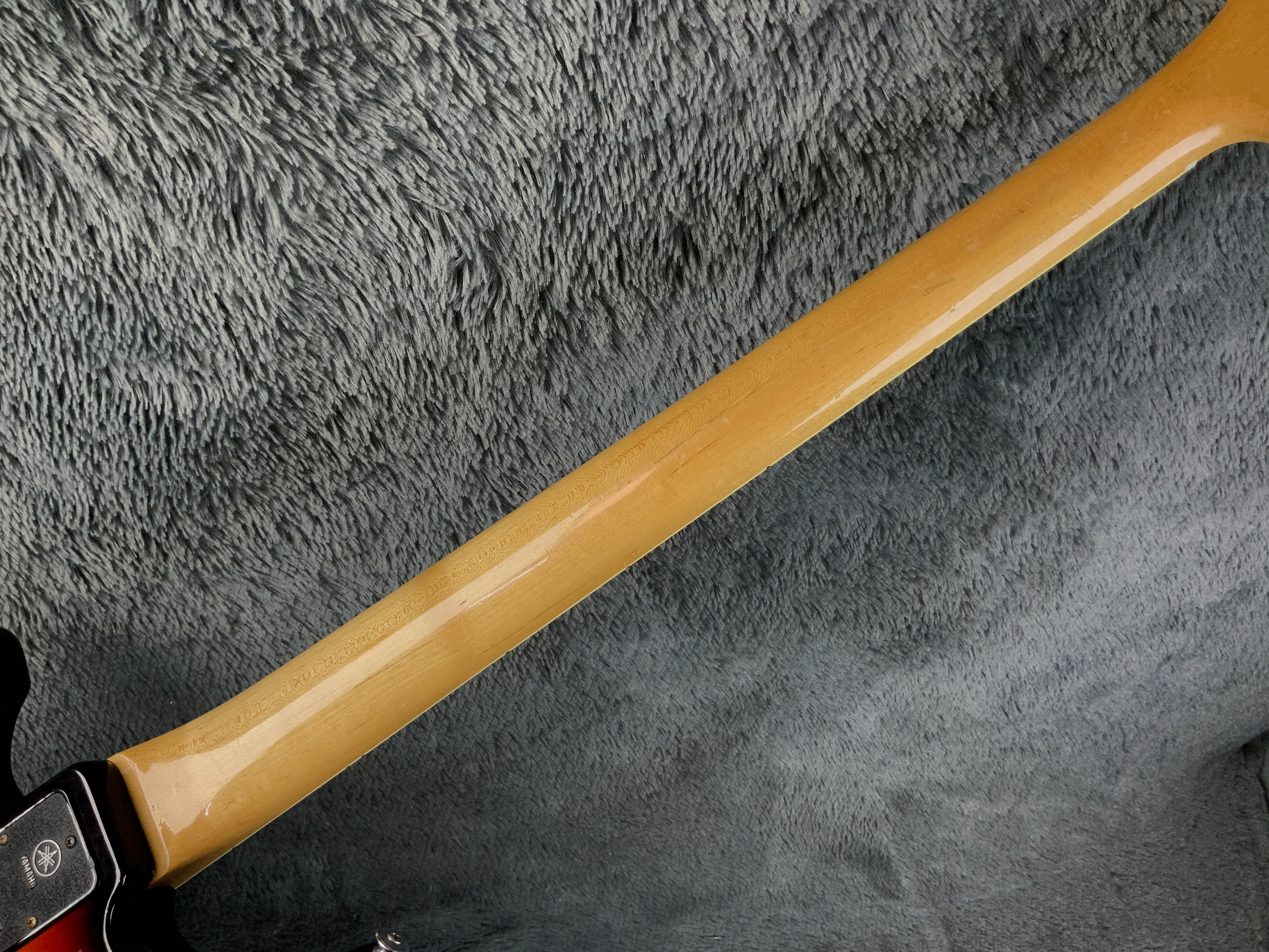 Yamaha SB-55 Super Bass