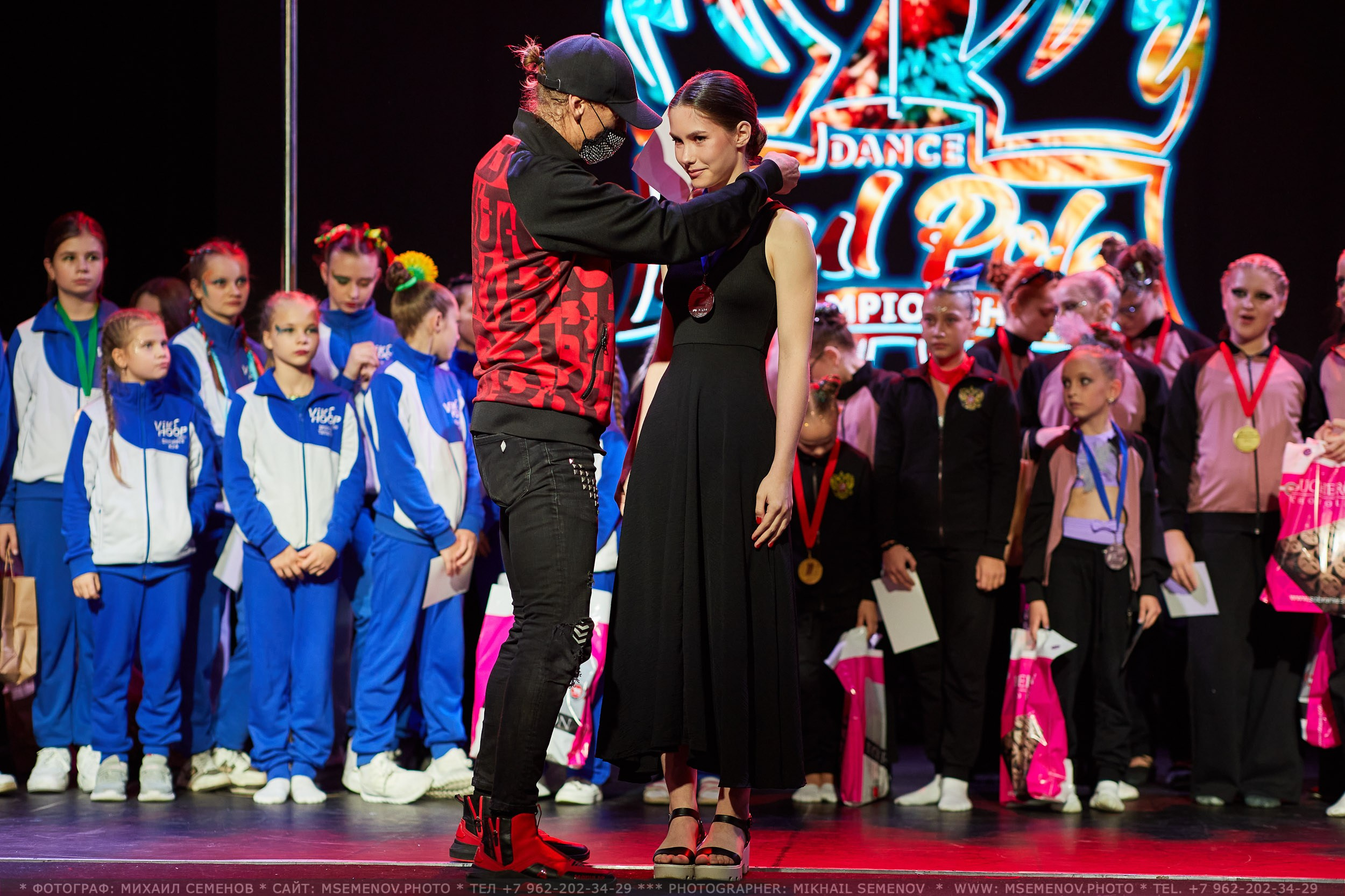 Анонс «SOUL POLE CHAMPIONSHIP IV». Photographer for business Mikhail Semenov. Aqua photo studio, photo school