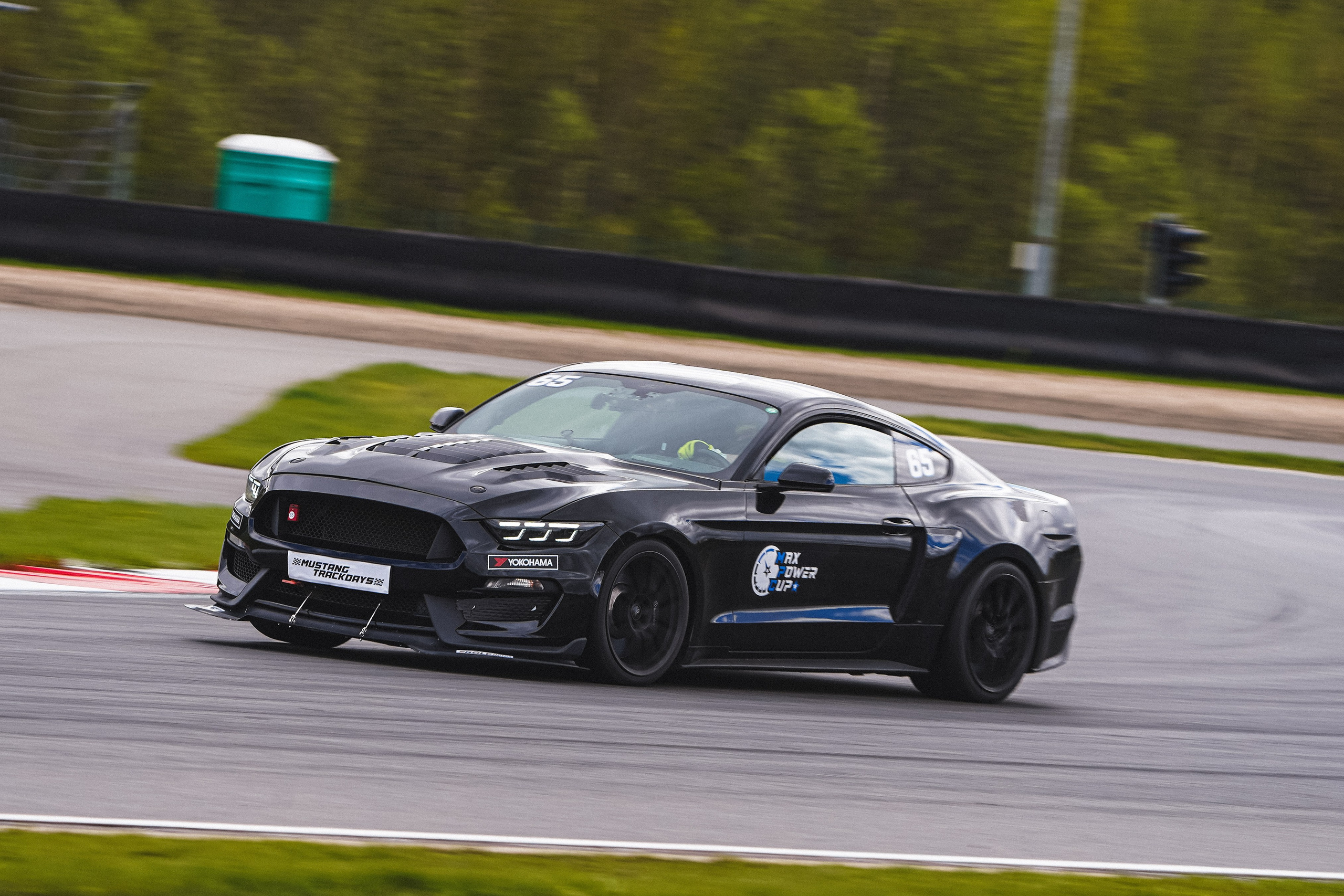 Mustang track days. Автомобильный фотограф Шакая Кирилл