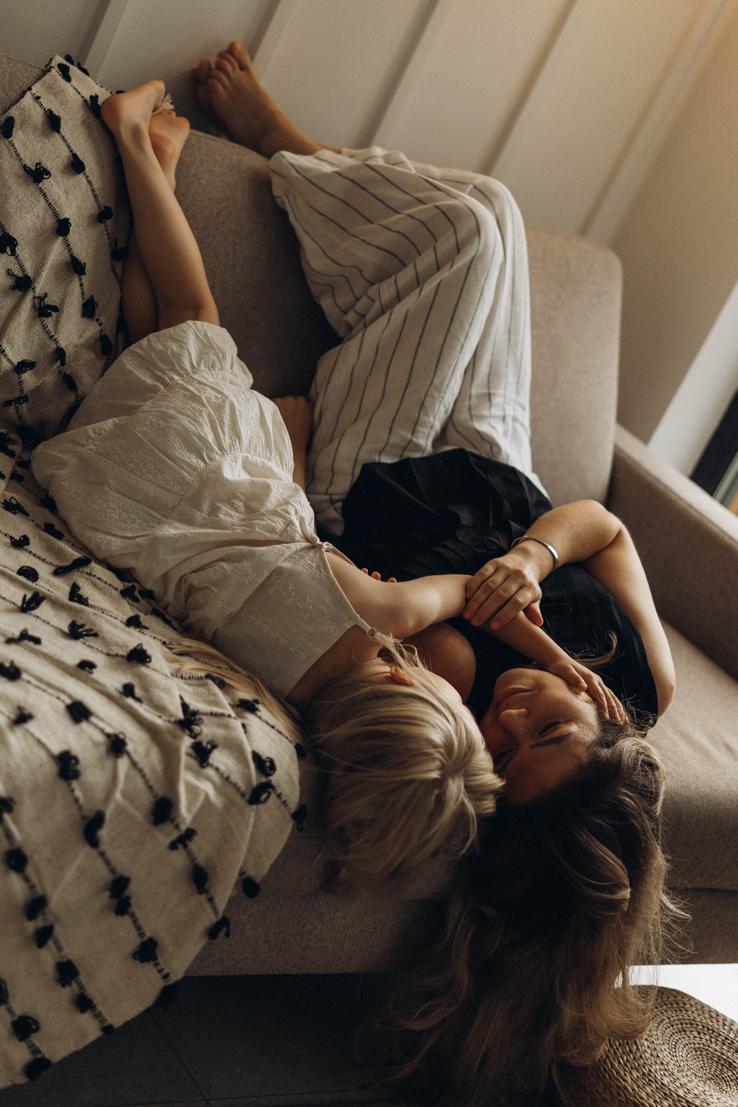 Фотосессия домашняя мама и дочка. Фотограф Екатеринбург Кокшарова Александра