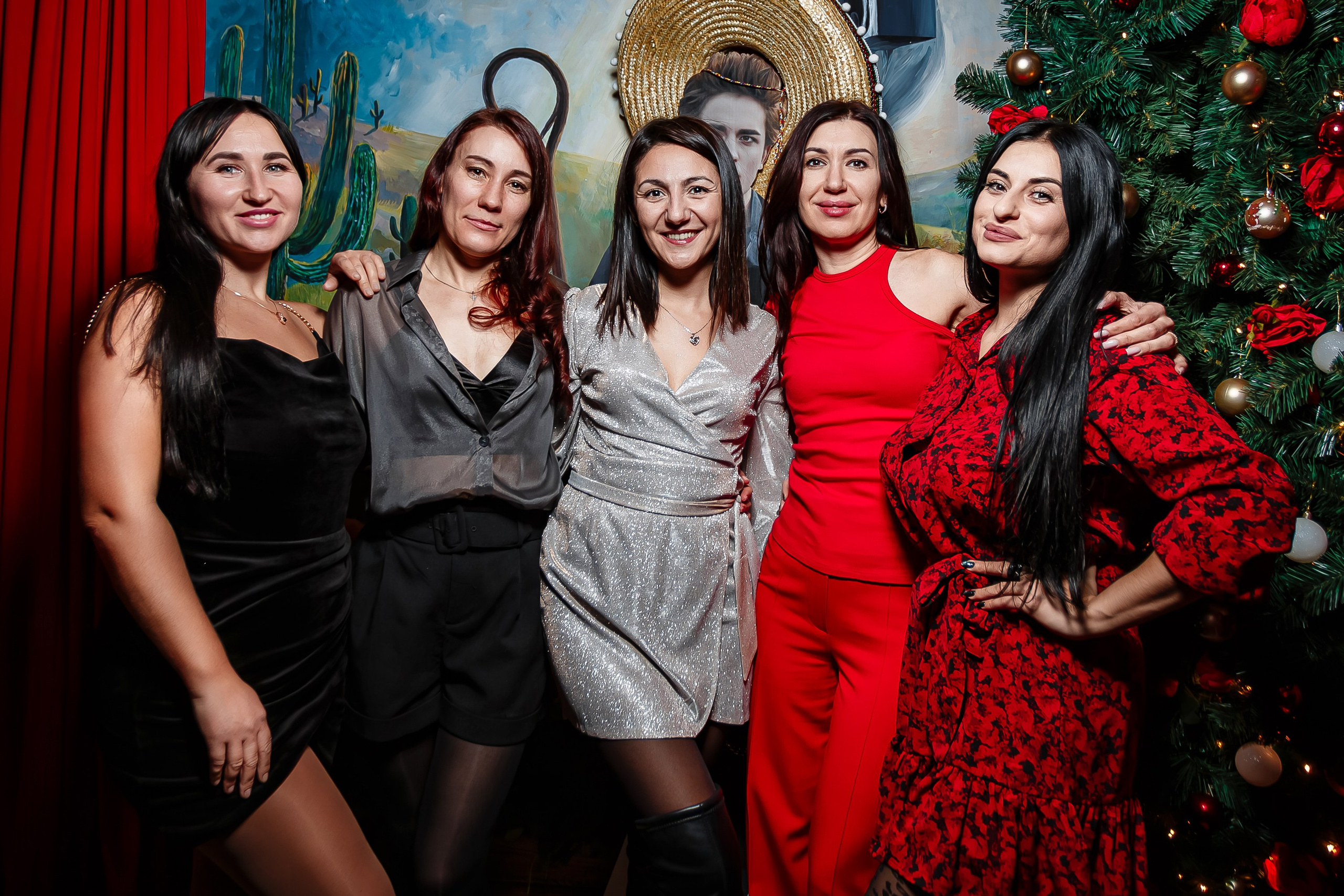 Пятница 13. Сумерки_El Pastor_Симферополь_13.12.2024. Аминов Руслан | Фотограф