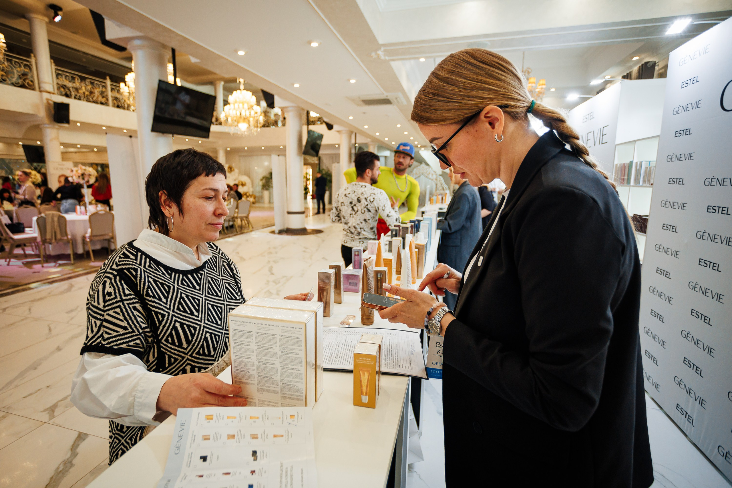 «Огарок» — или как бороться с эмоциональным выгоранием, тренинг-интенсив от профессора Сергеева М.Ю._Marhal_Сиферополь_13.02.2025. Аминов Руслан | Фотограф