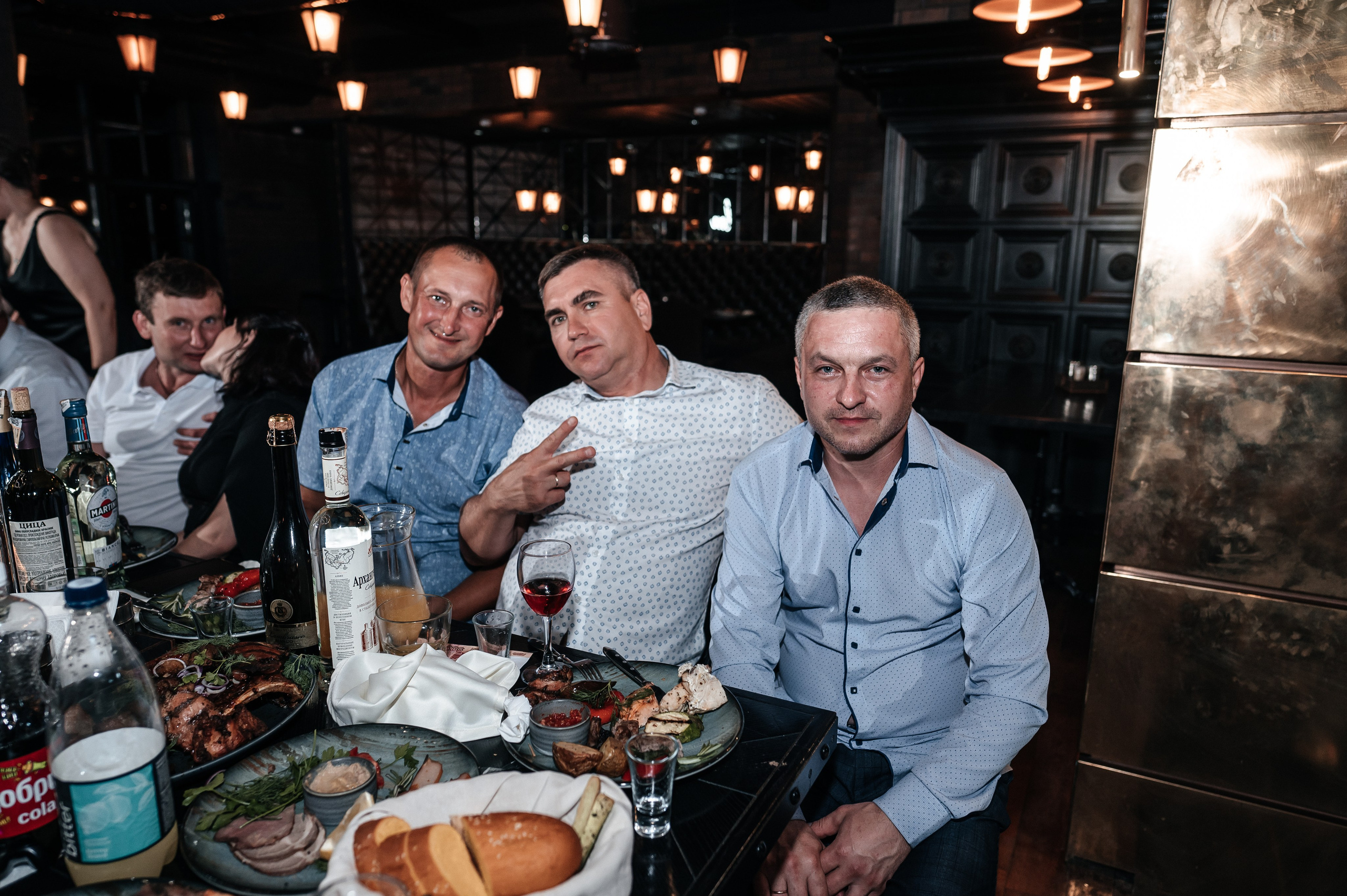 Даниил и Валерия. Черная утка. Полный день. Фотограф Екатерина Бочарникова