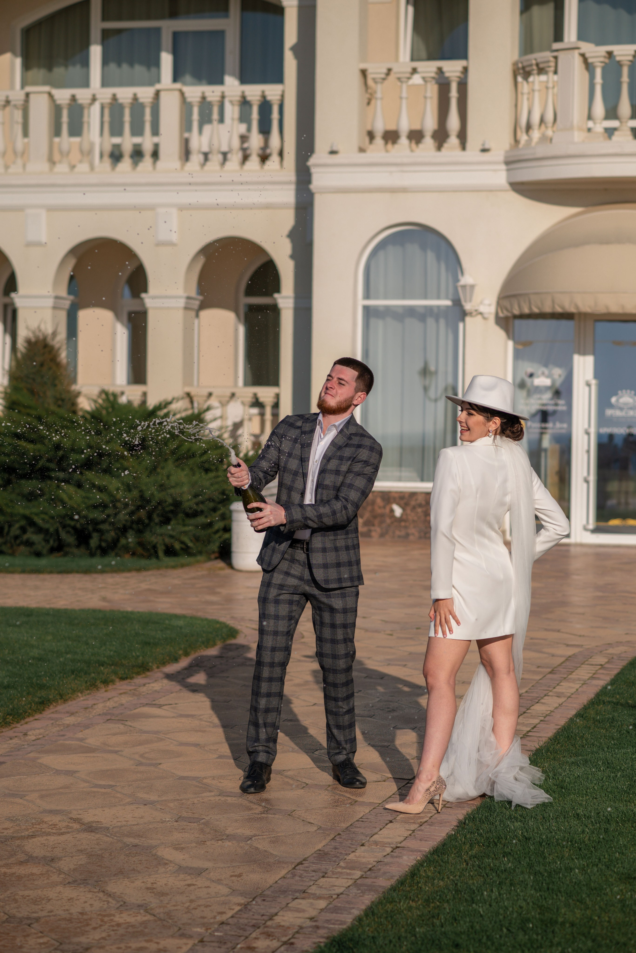 Свадебные съемки. Выпускные альбомы в Крыму