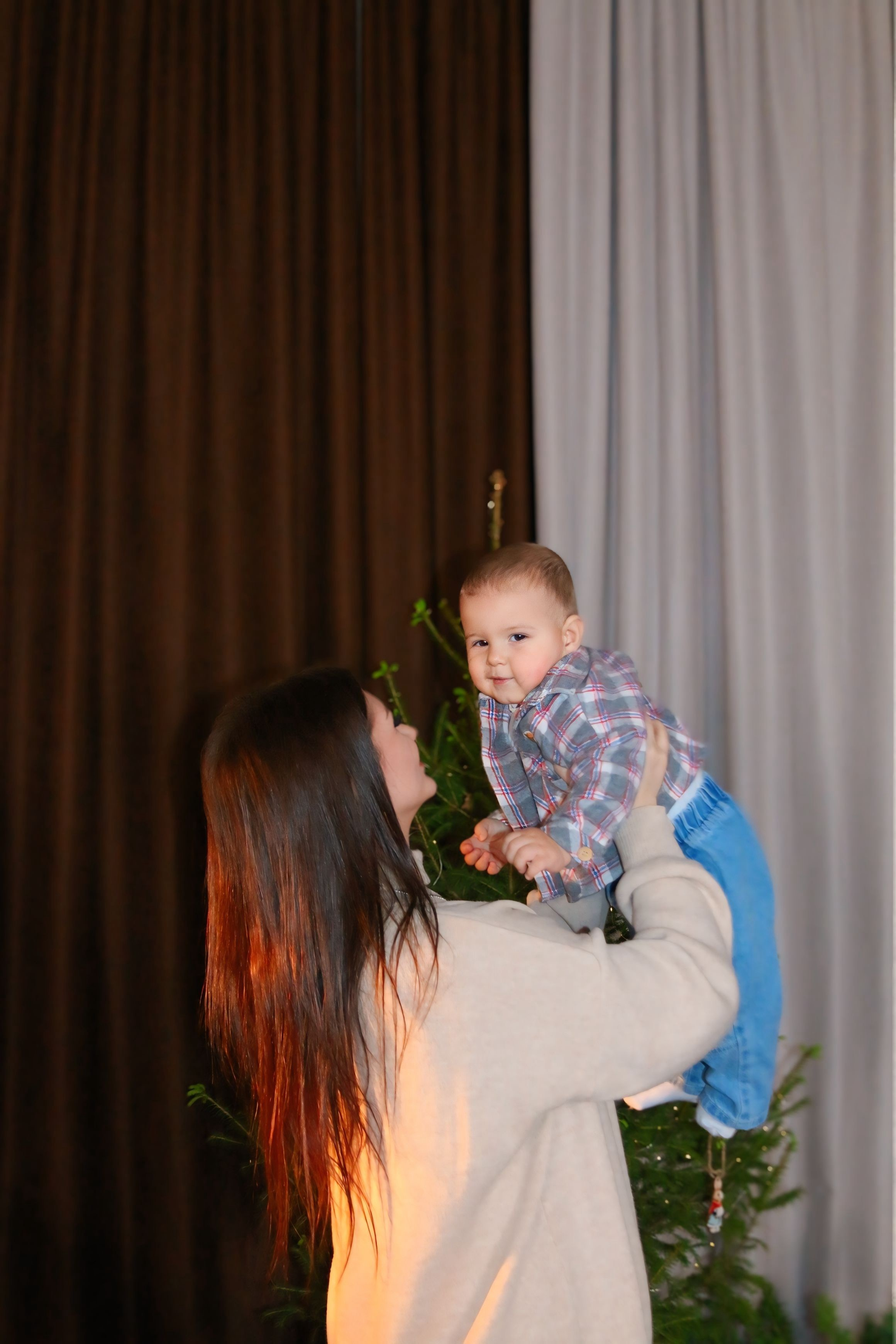 Новогодняя фотосессия мамы с сыном