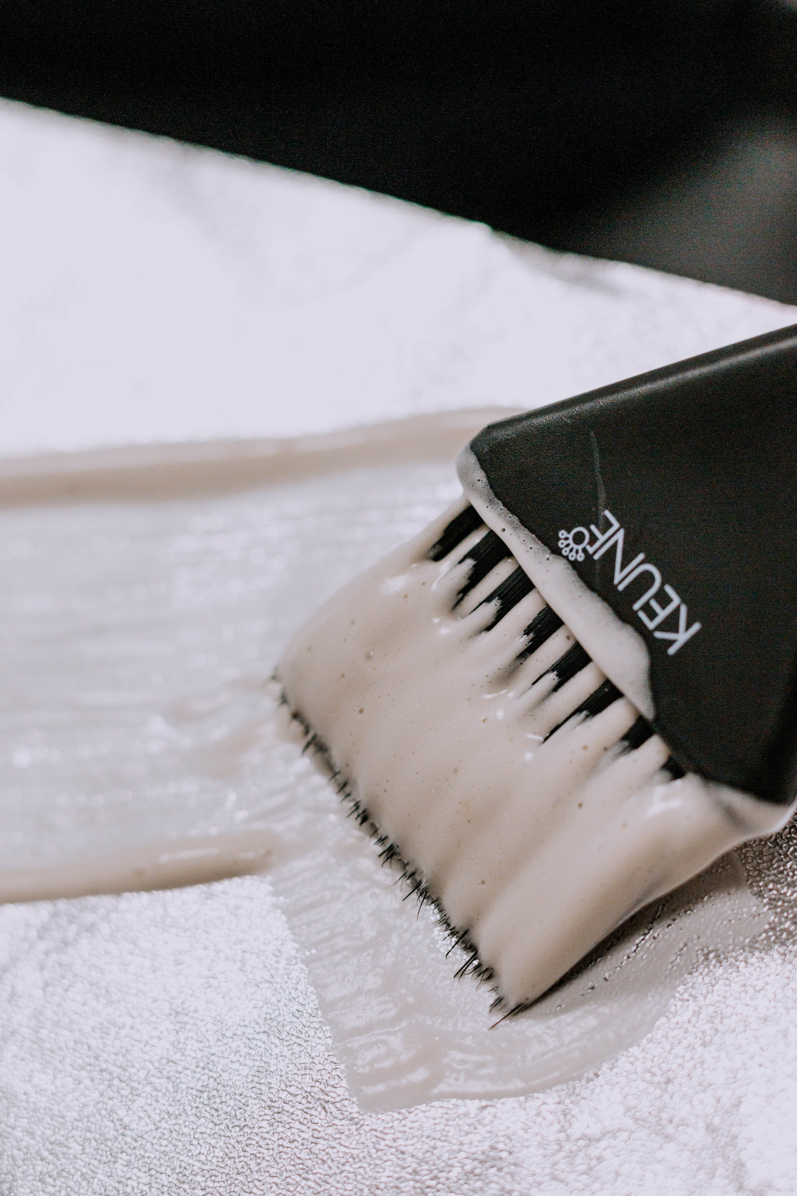 Настя- стилист по волосам. Бережно сохраняю ваши чувства и истории на своих фотографиях