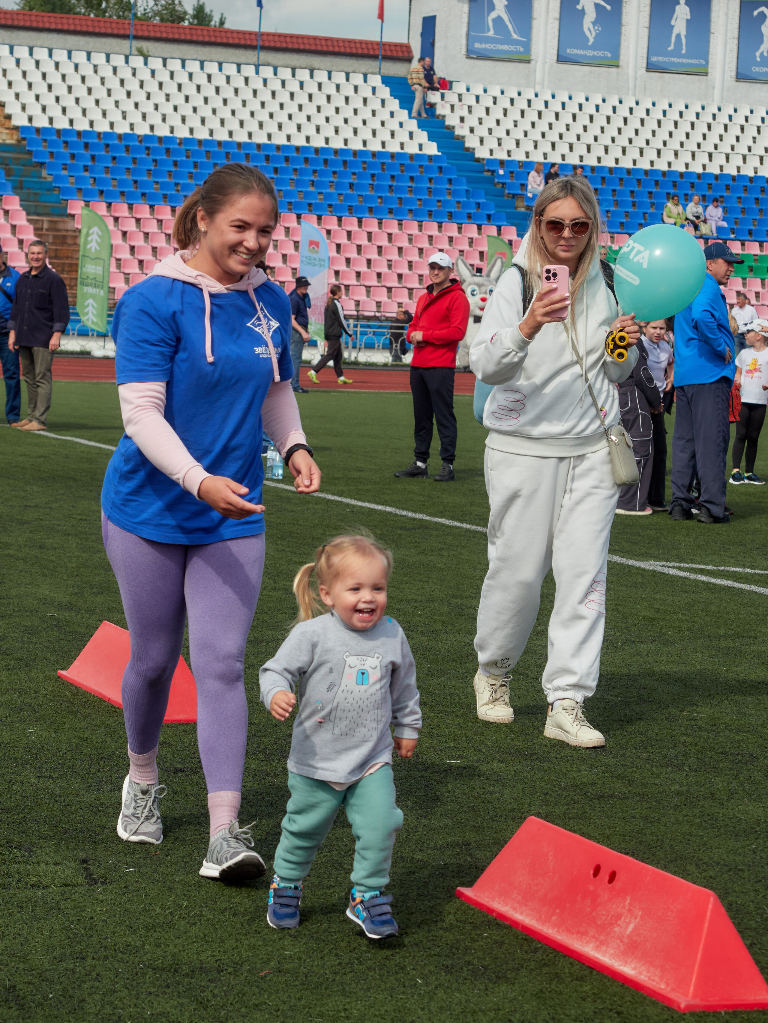 Праздник Спорта (День физкультурника). Семейный и детский фотограф в Междуреченск Олег Бамбульский