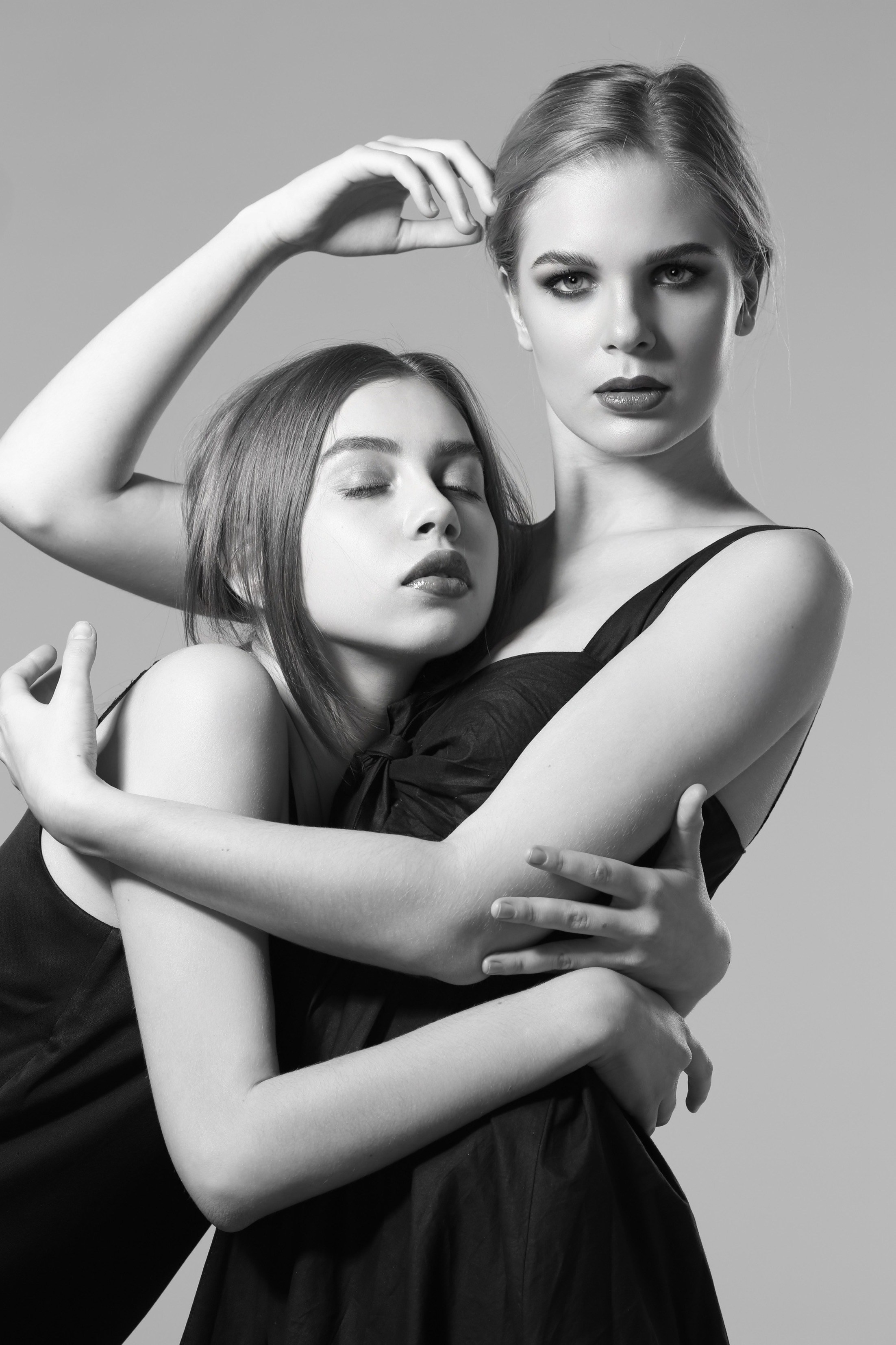 Маша и Лиза. Профессиональный фотограф Алена Александрова